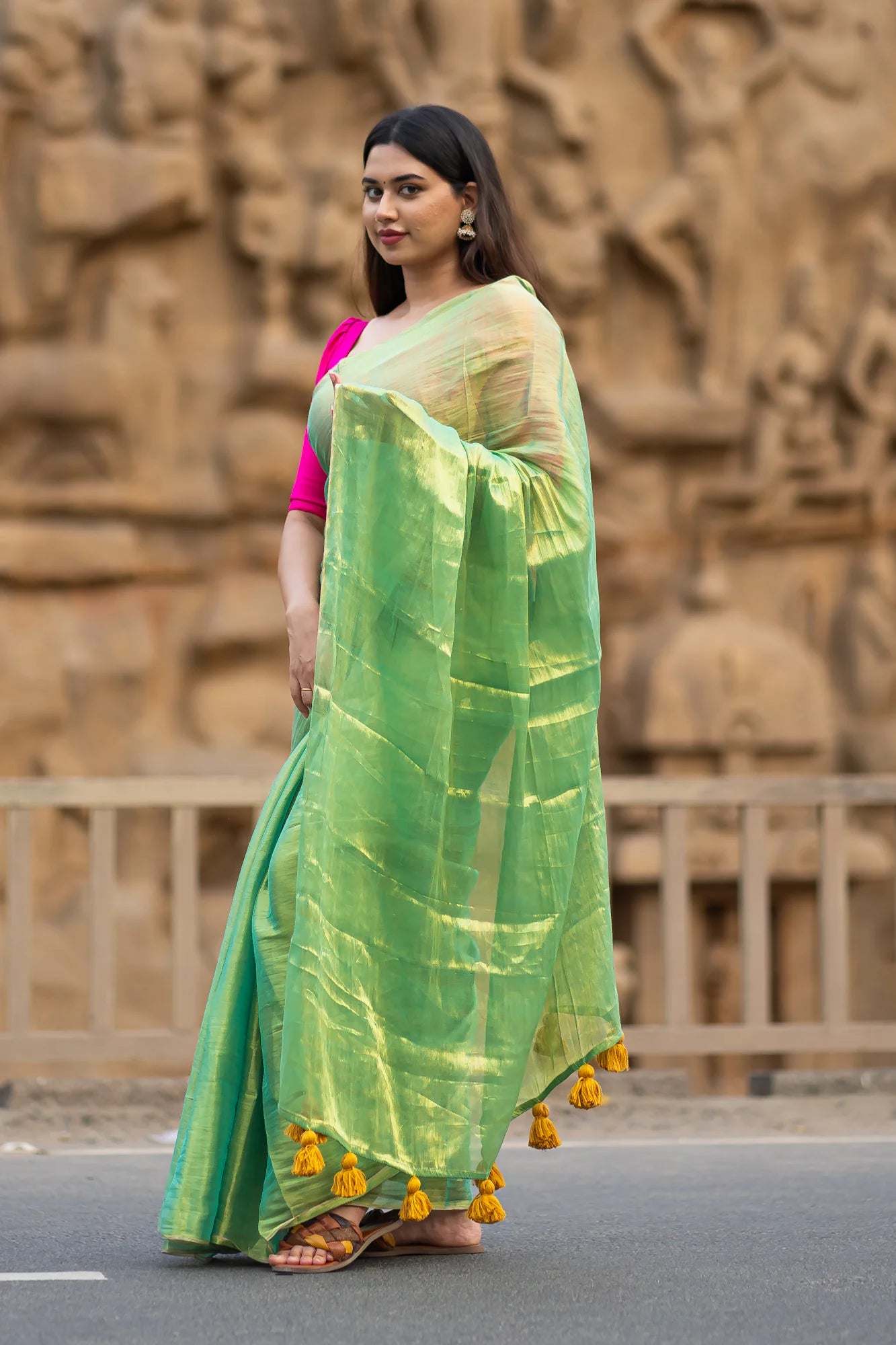 Aanshi Cotton Tissue Saree