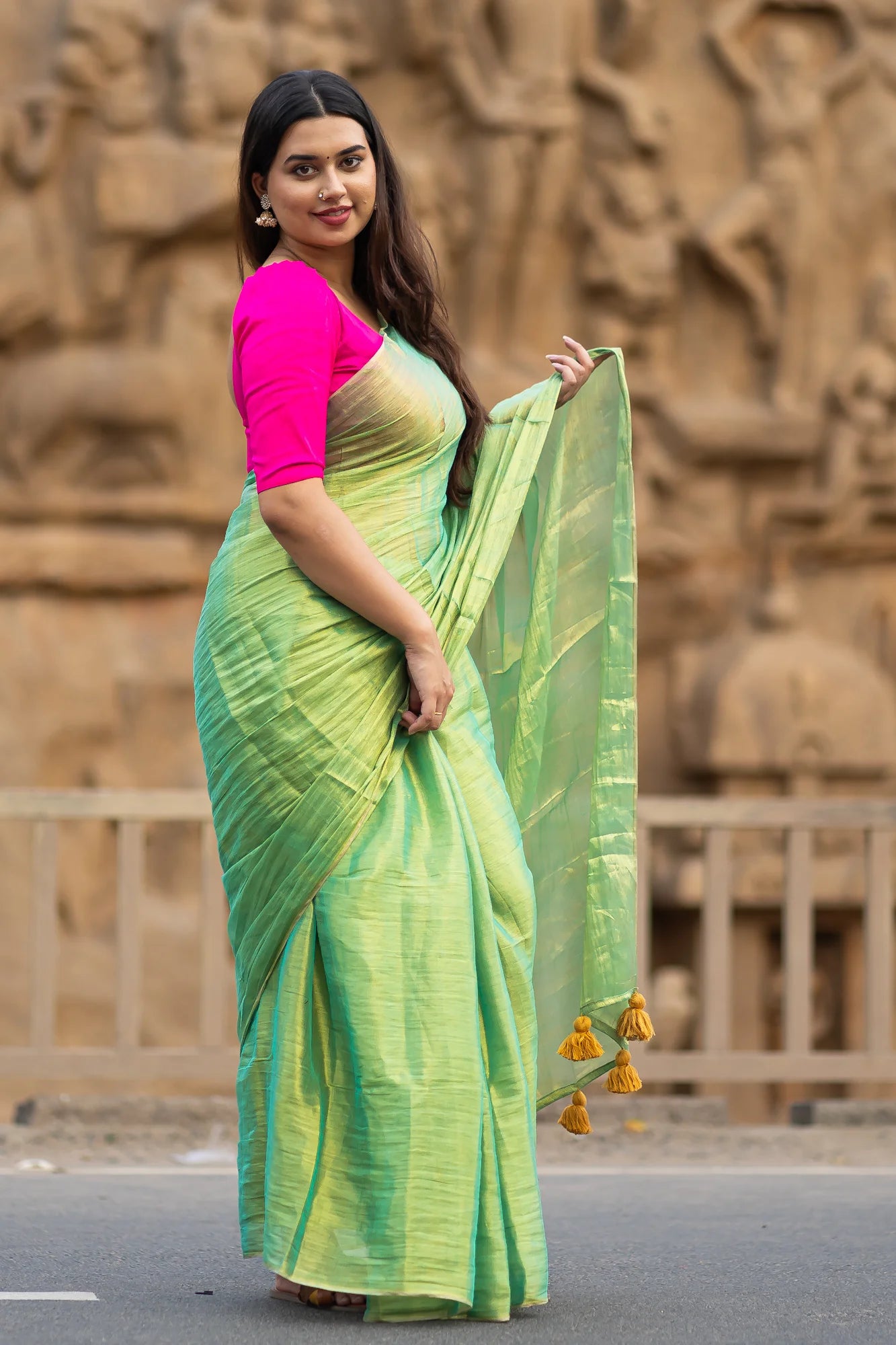 Aanshi Cotton Tissue Saree
