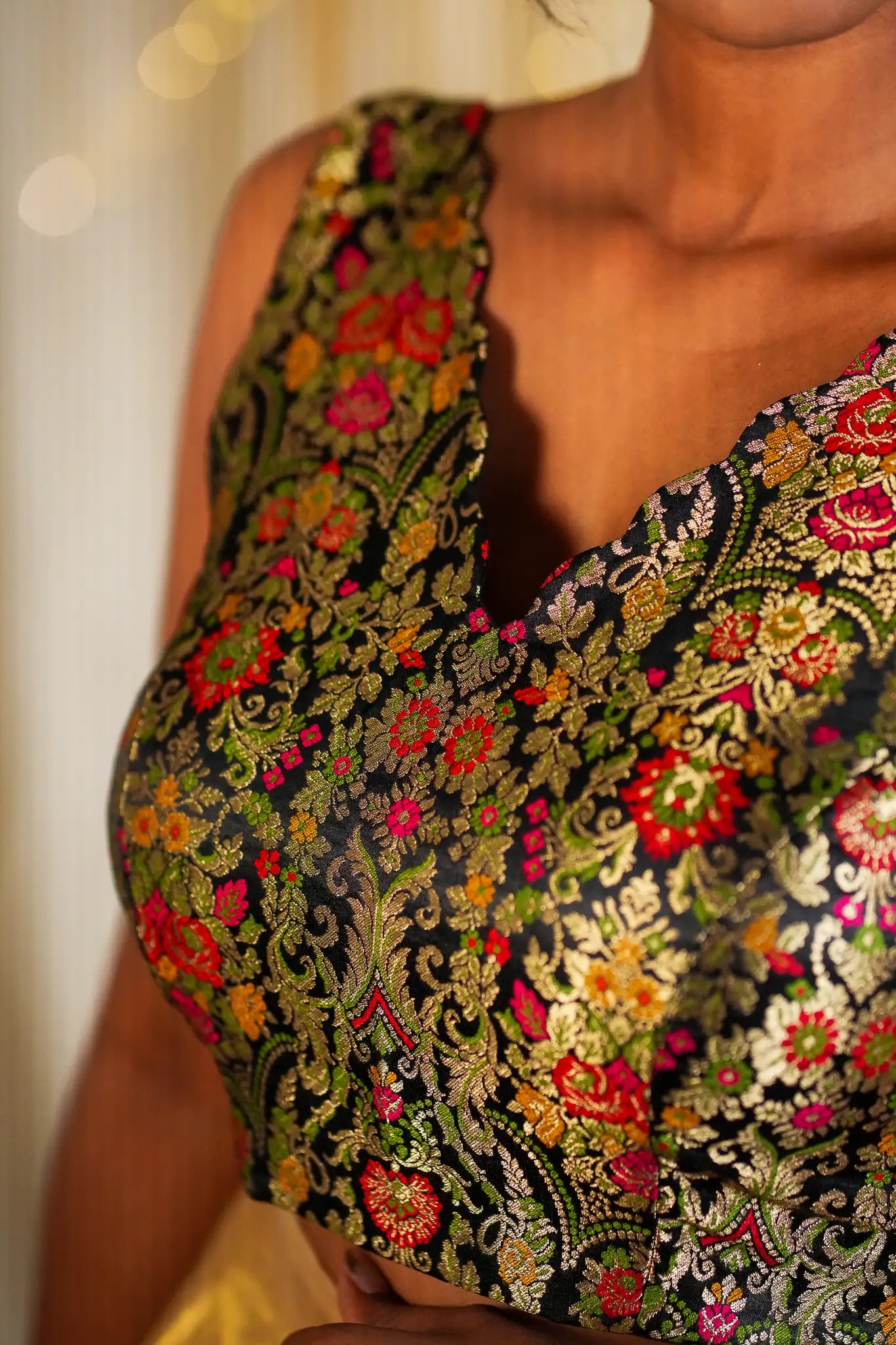 Flower Core V-neck Banarasi Blouse