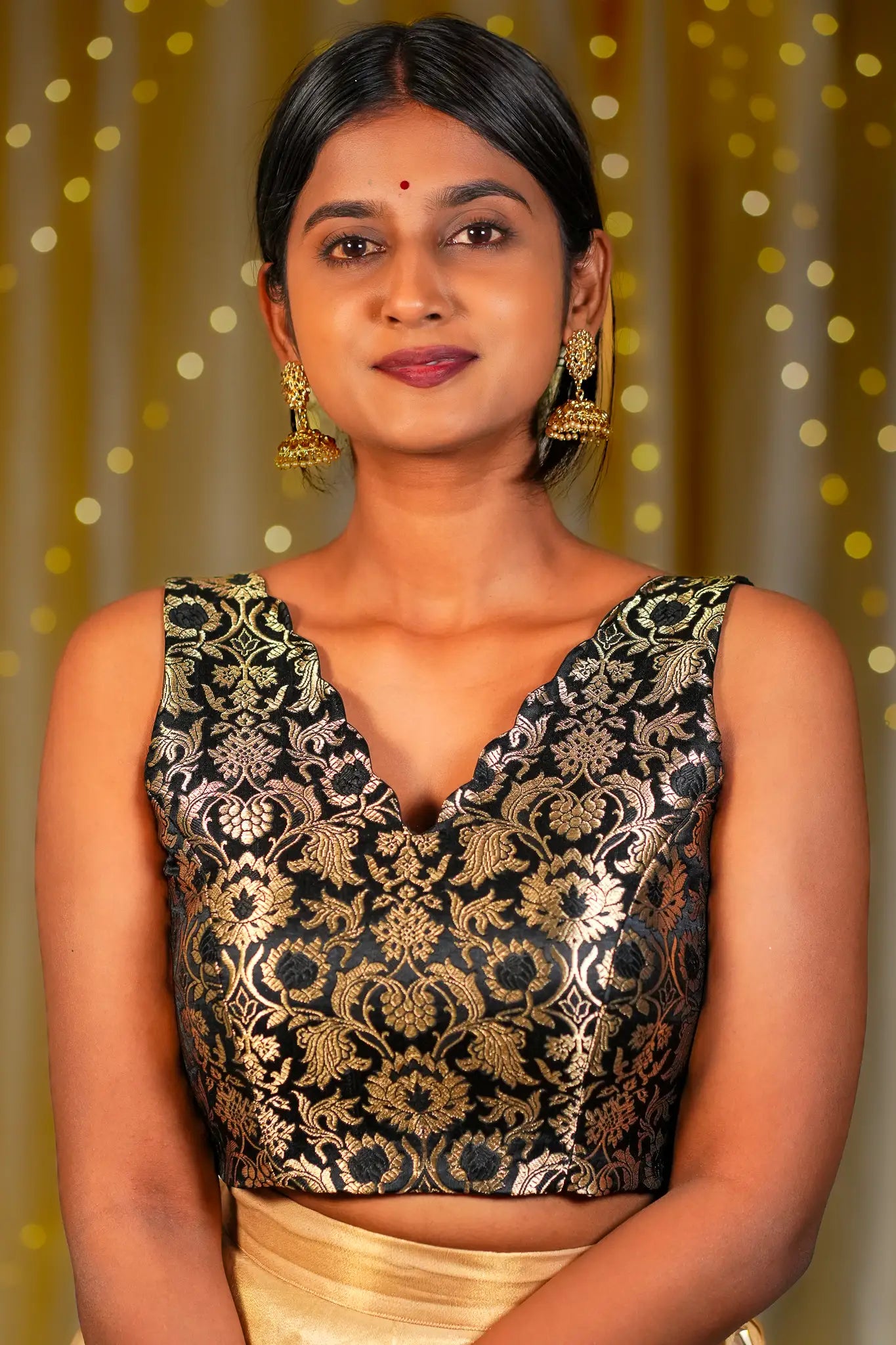 Miss Onyx V-neck Banarasi Blouse