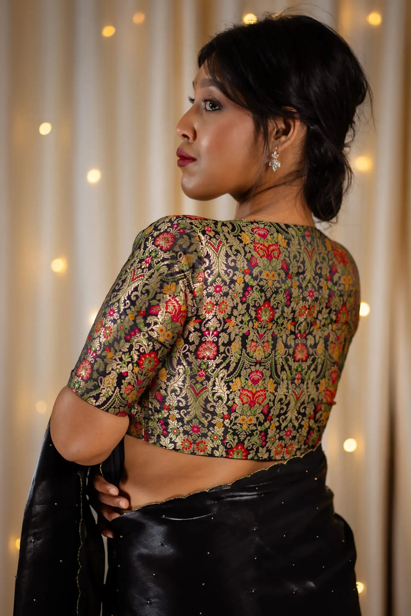 Black-Multicolor-V-Neck-Banarasi-Blouse-With-Sleeve-Readymade-Blouse-I-Love-Sarees