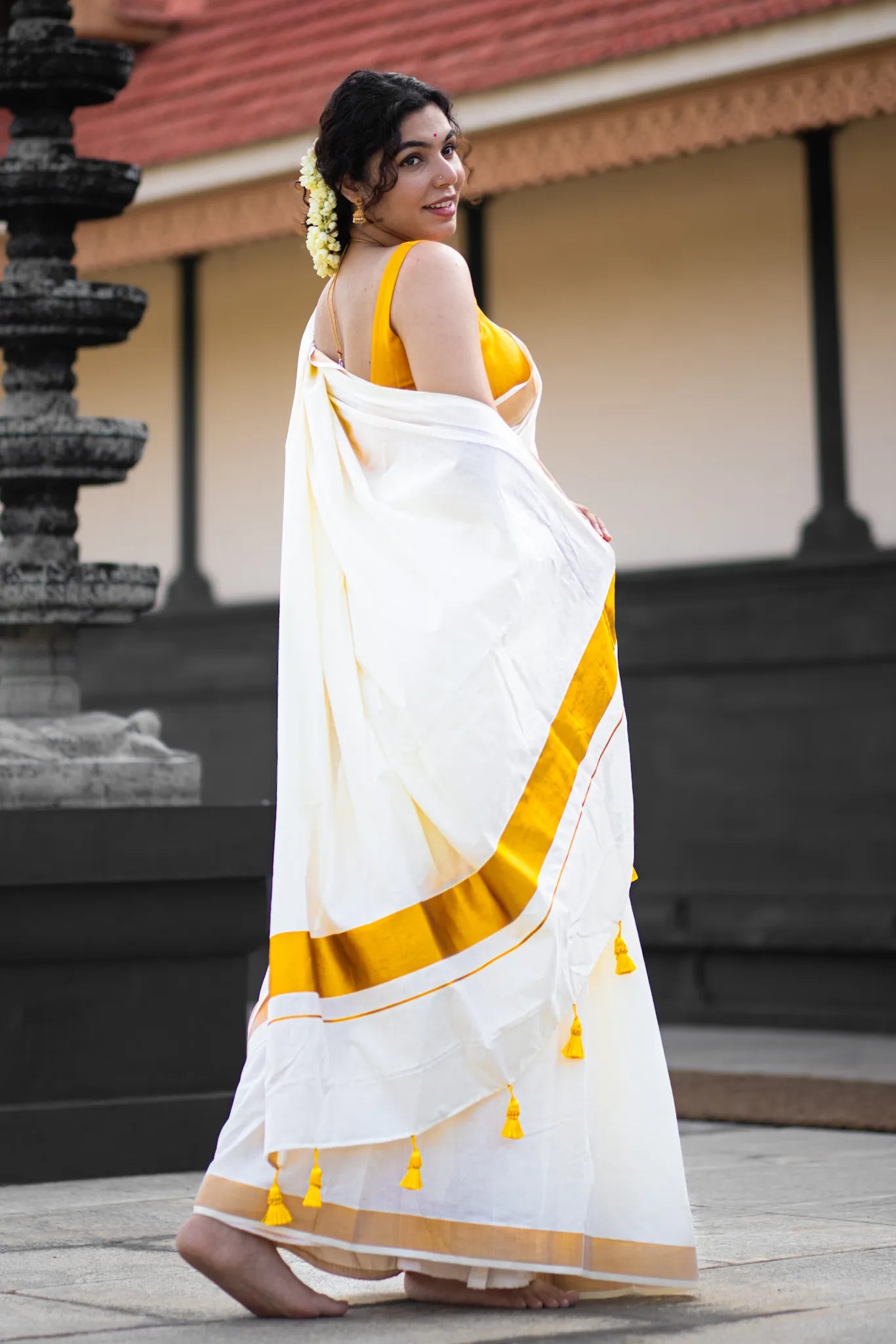 Dhathuvairi Kerala Kasavu Saree