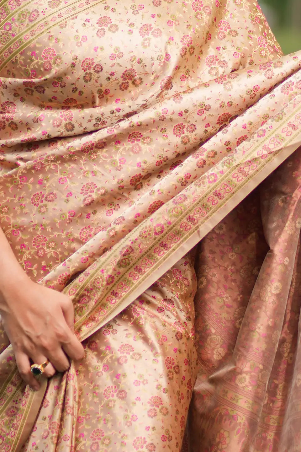 Floral-Pine-Brown-Jamawar-Katan-Banarasi-Silk-Saree-I-Love-Sarees