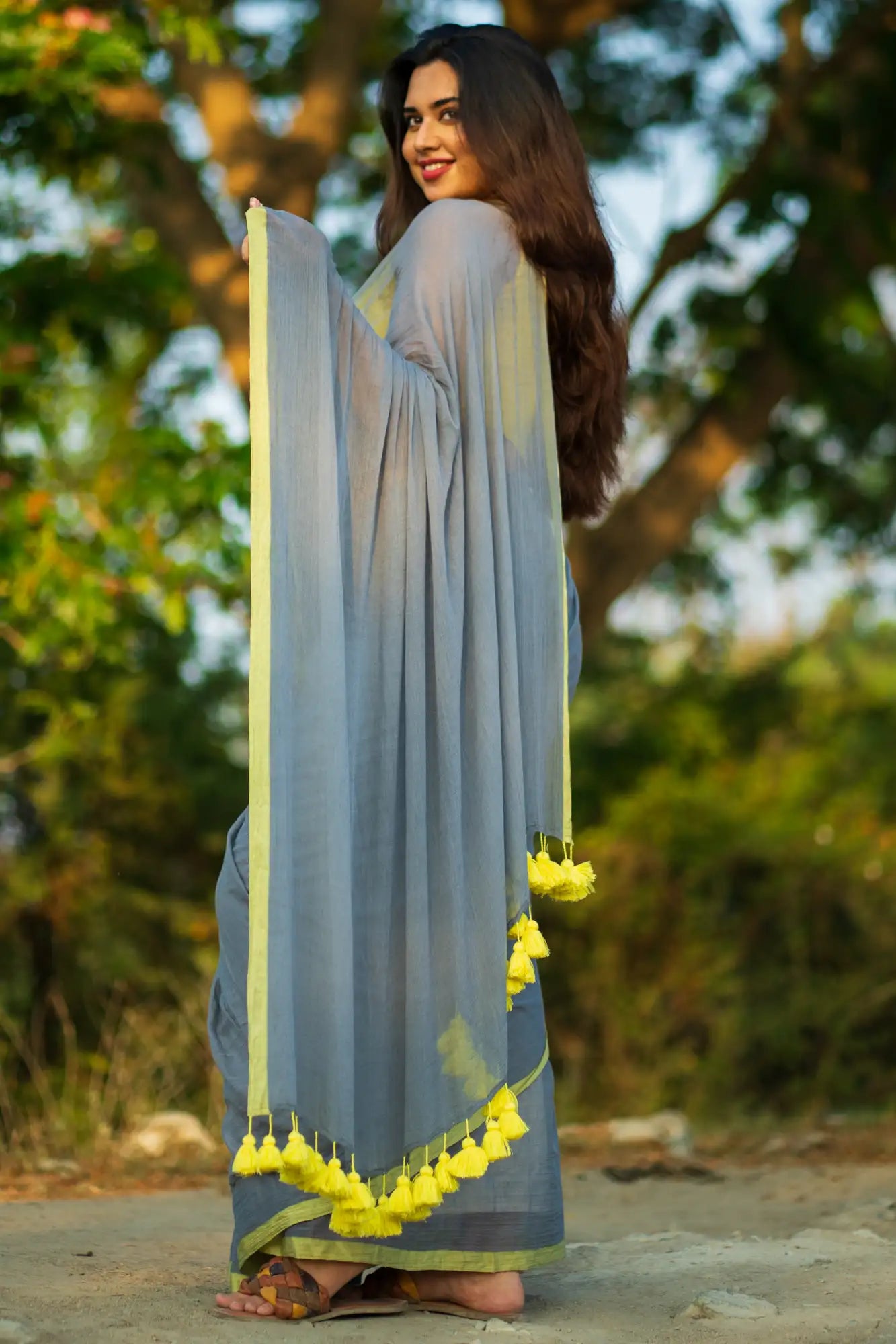 Echo of the Past Border Saree