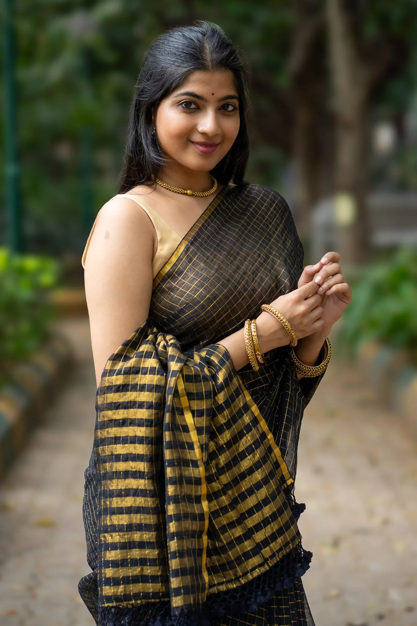 Modern Elegance Cotton Checks Saree