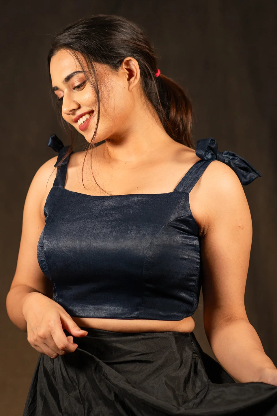 Dark-Blue-Sleeveless-Knot-Crop-Top-Blouse-For-Saree
