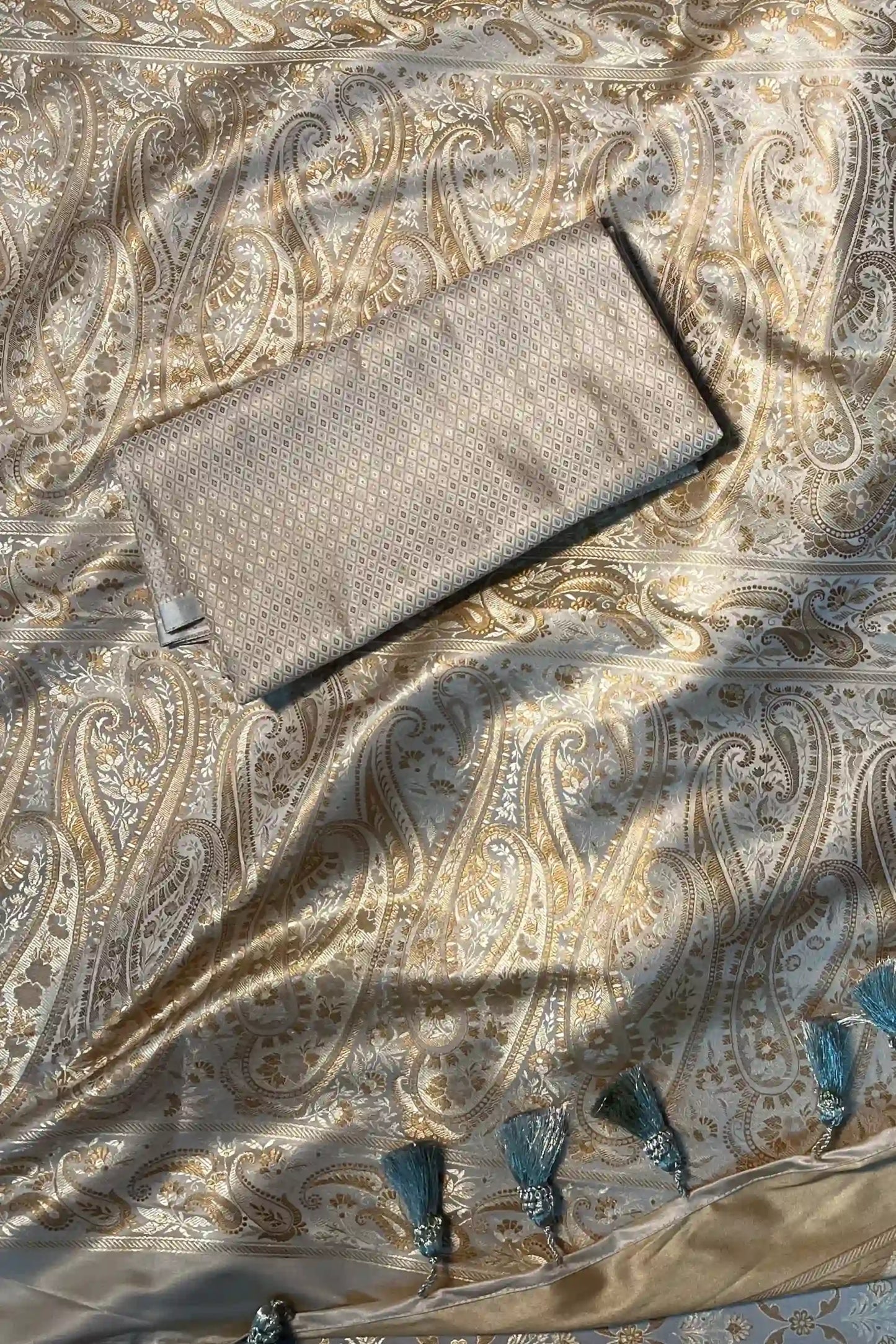 Suvarna Veil Pure Banarasi Silk Saree