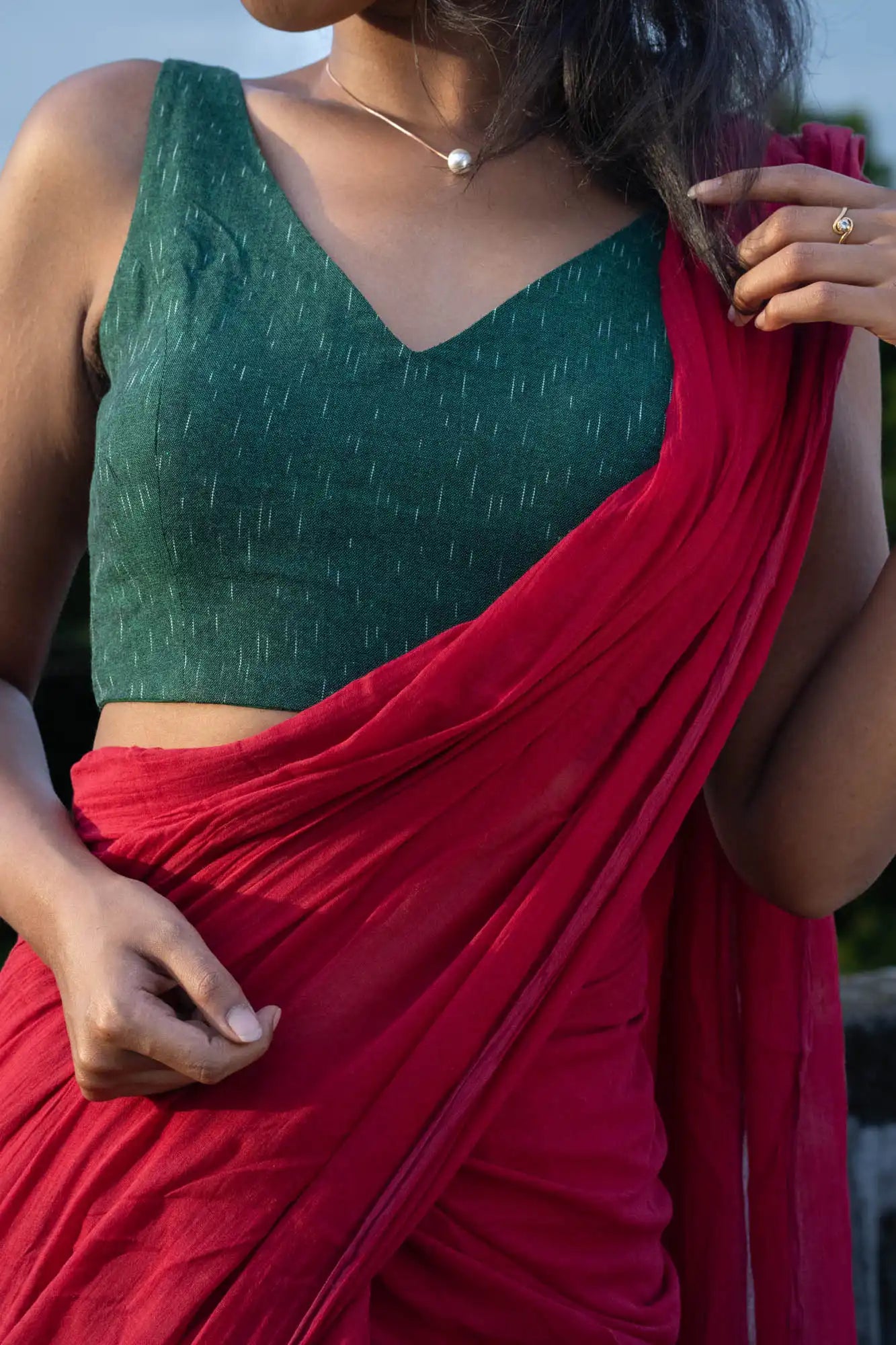 Moss Valley Sleeveless Blouse