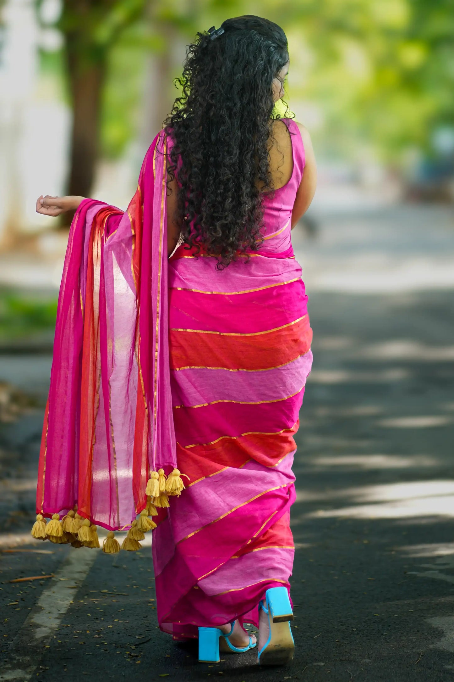 Rosé Glow Cotton Zari Saree