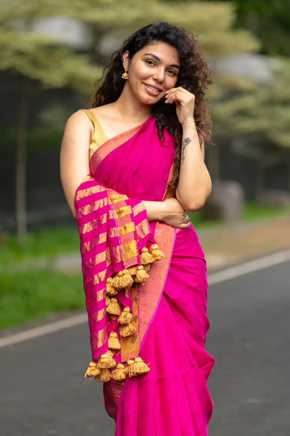 Charlotte Linen Saree