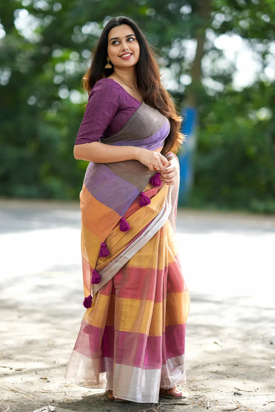 Shaivi Cotton Tissue Saree
