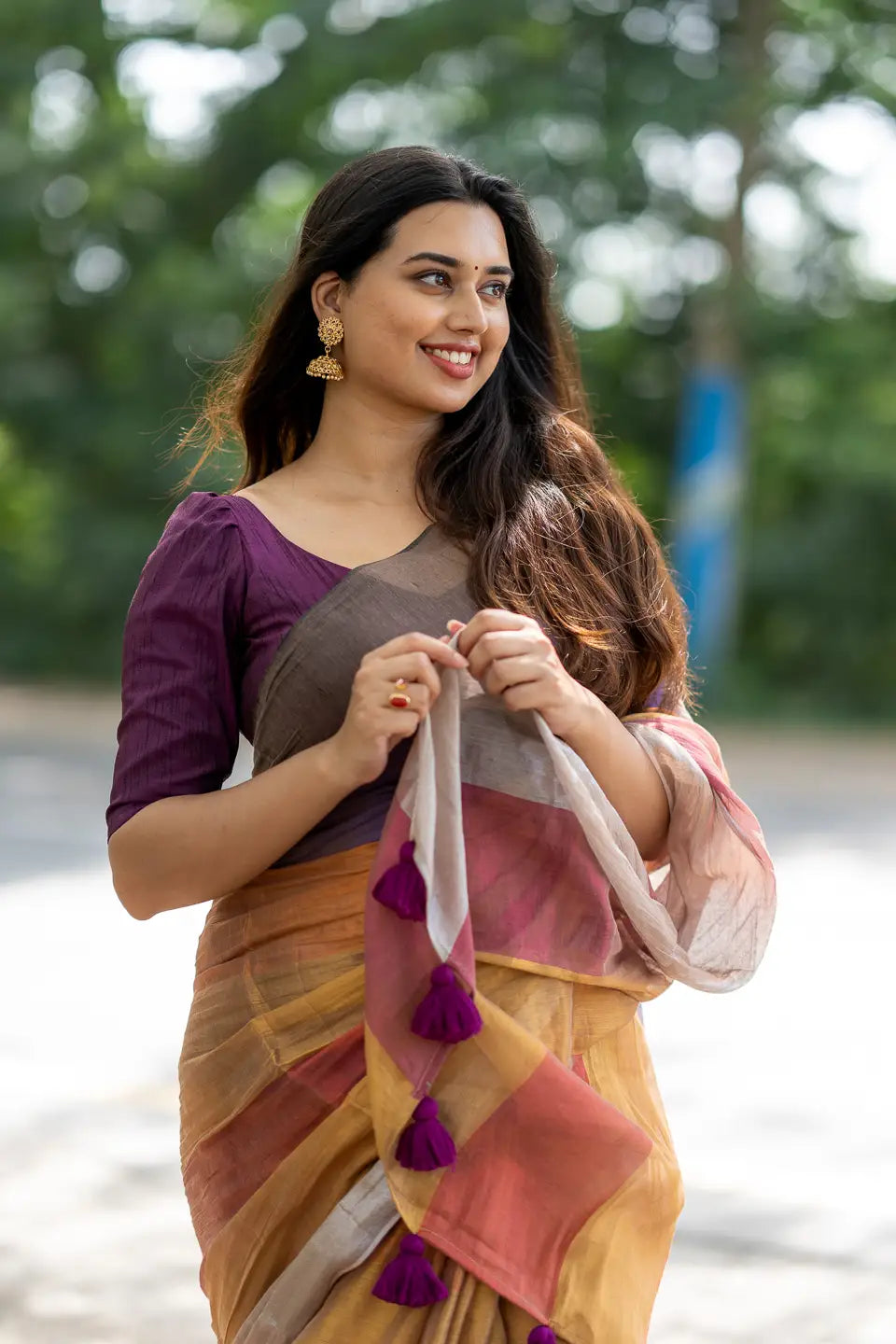 Shaivi Cotton Tissue Saree