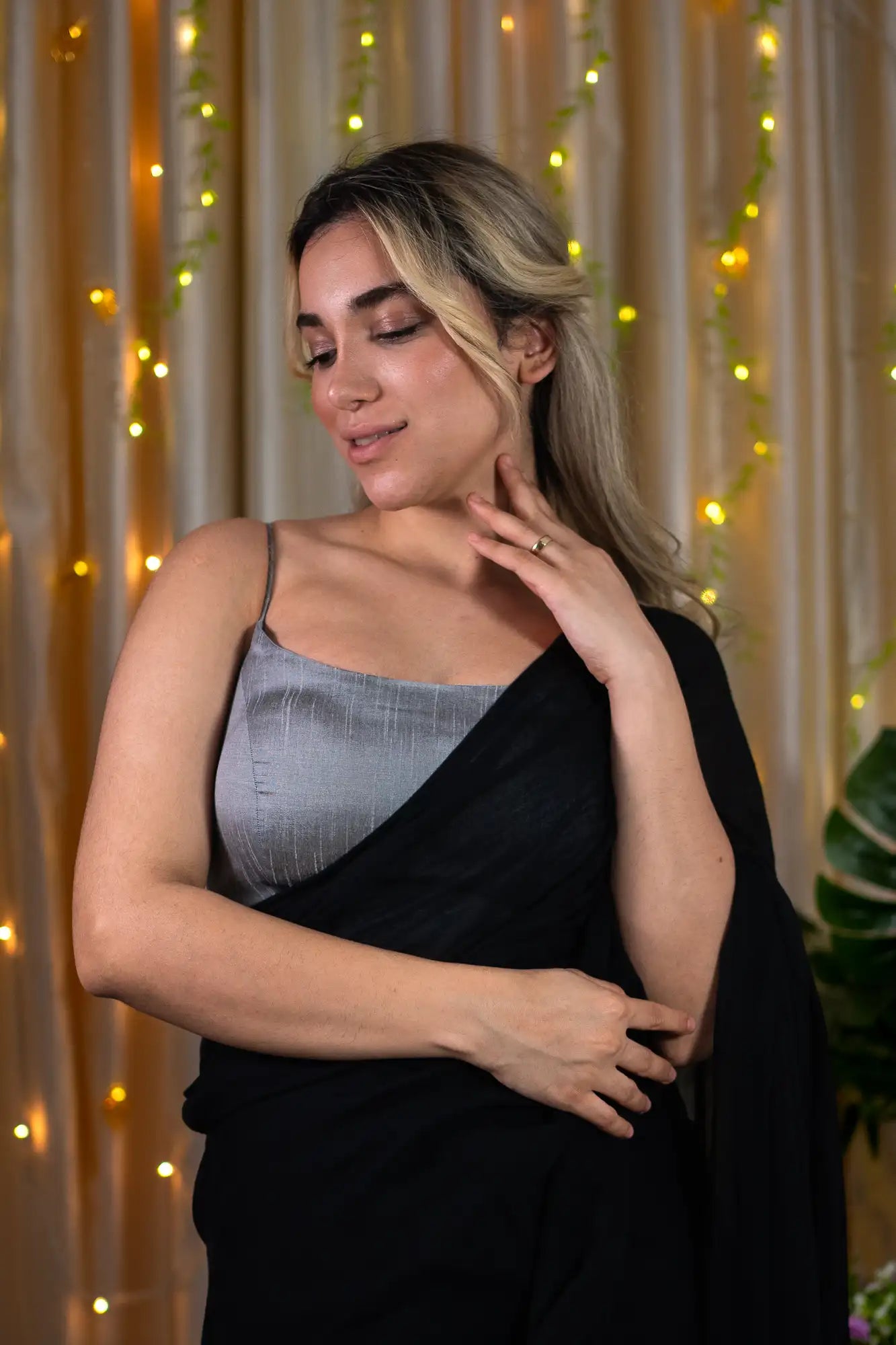 Glow of wind Spaghetti Blouse