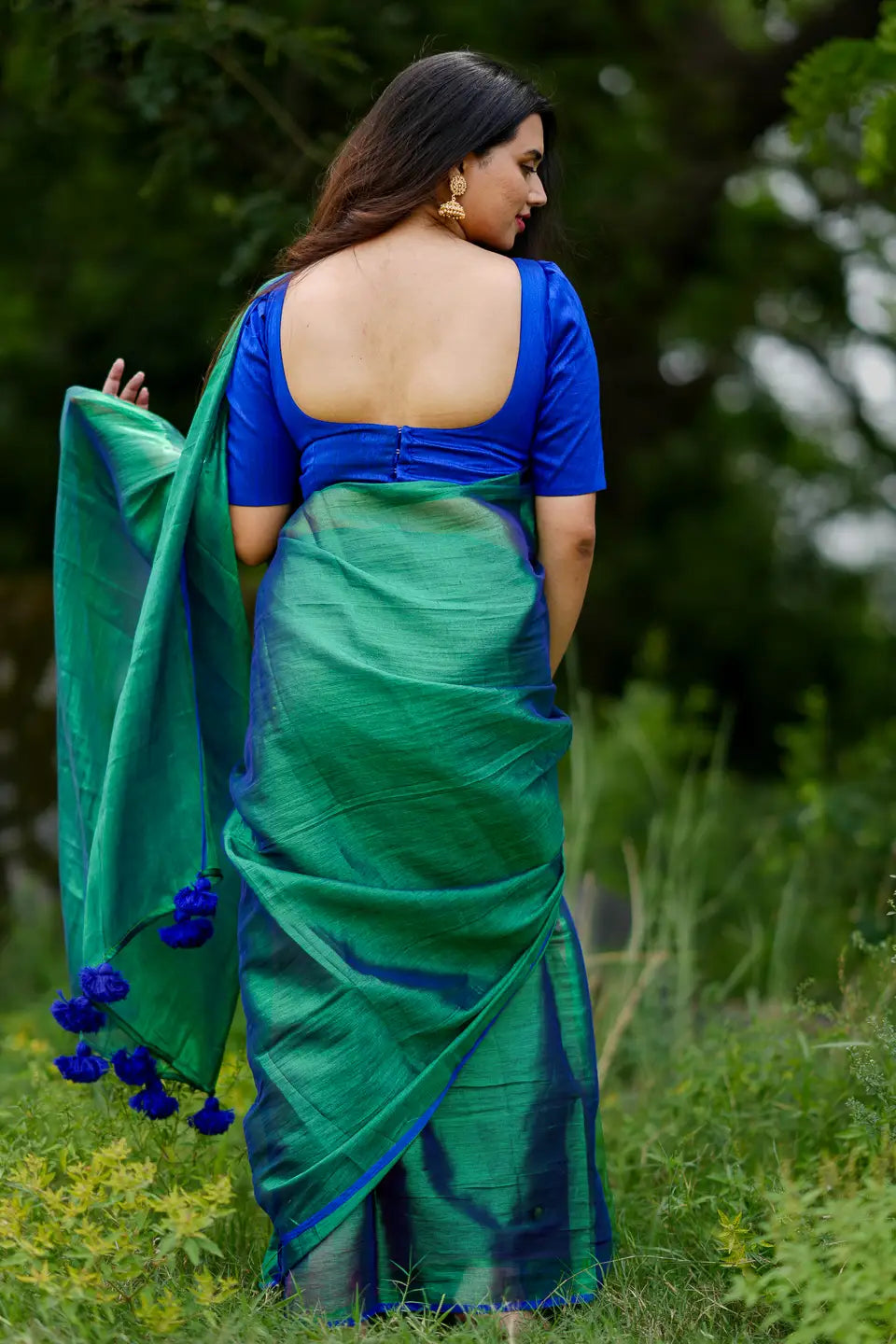 Takshvi Tissue Cotton Saree