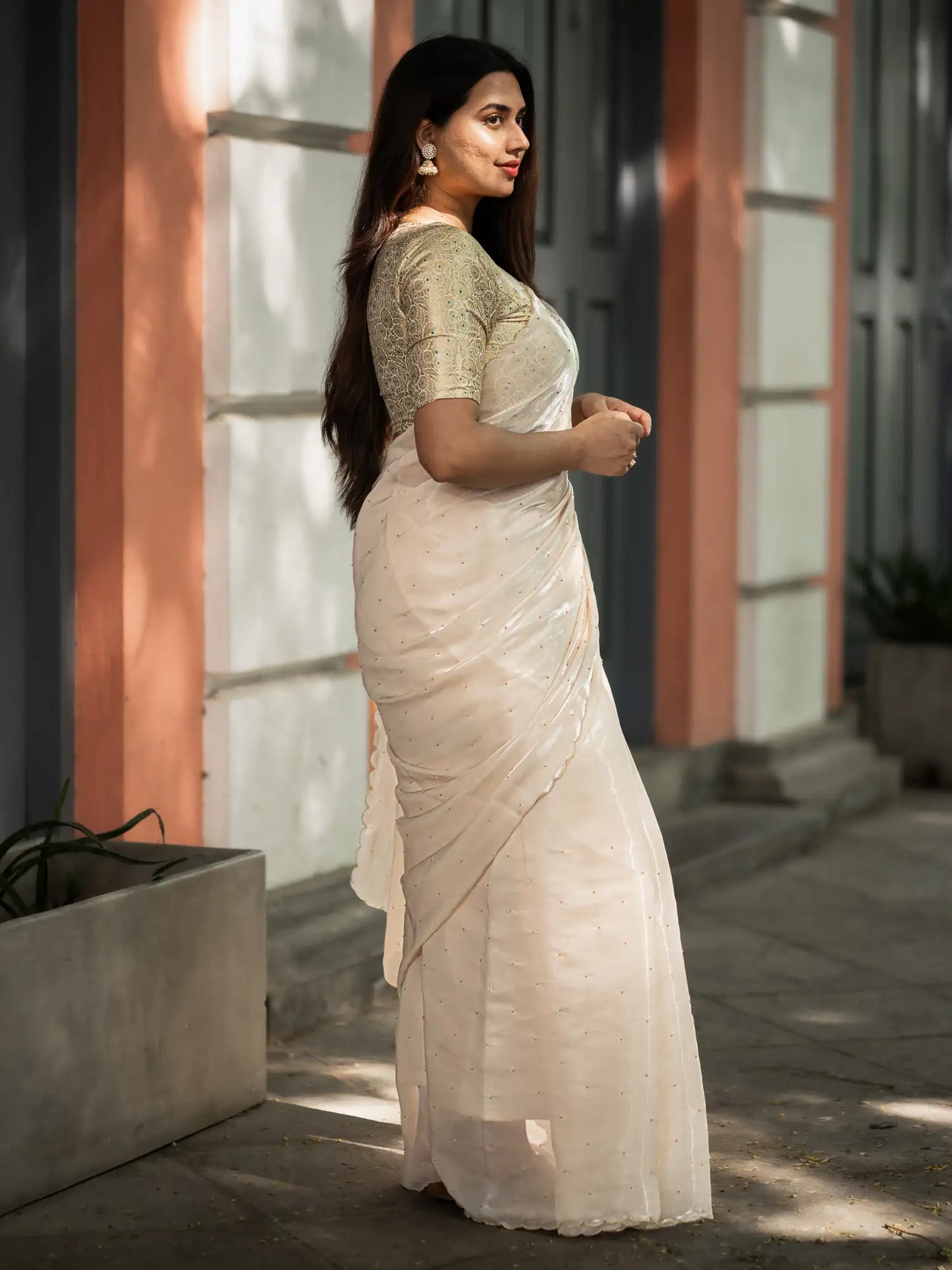 Off-White-Glazy-Organza-Saree-I-Love-Sarees