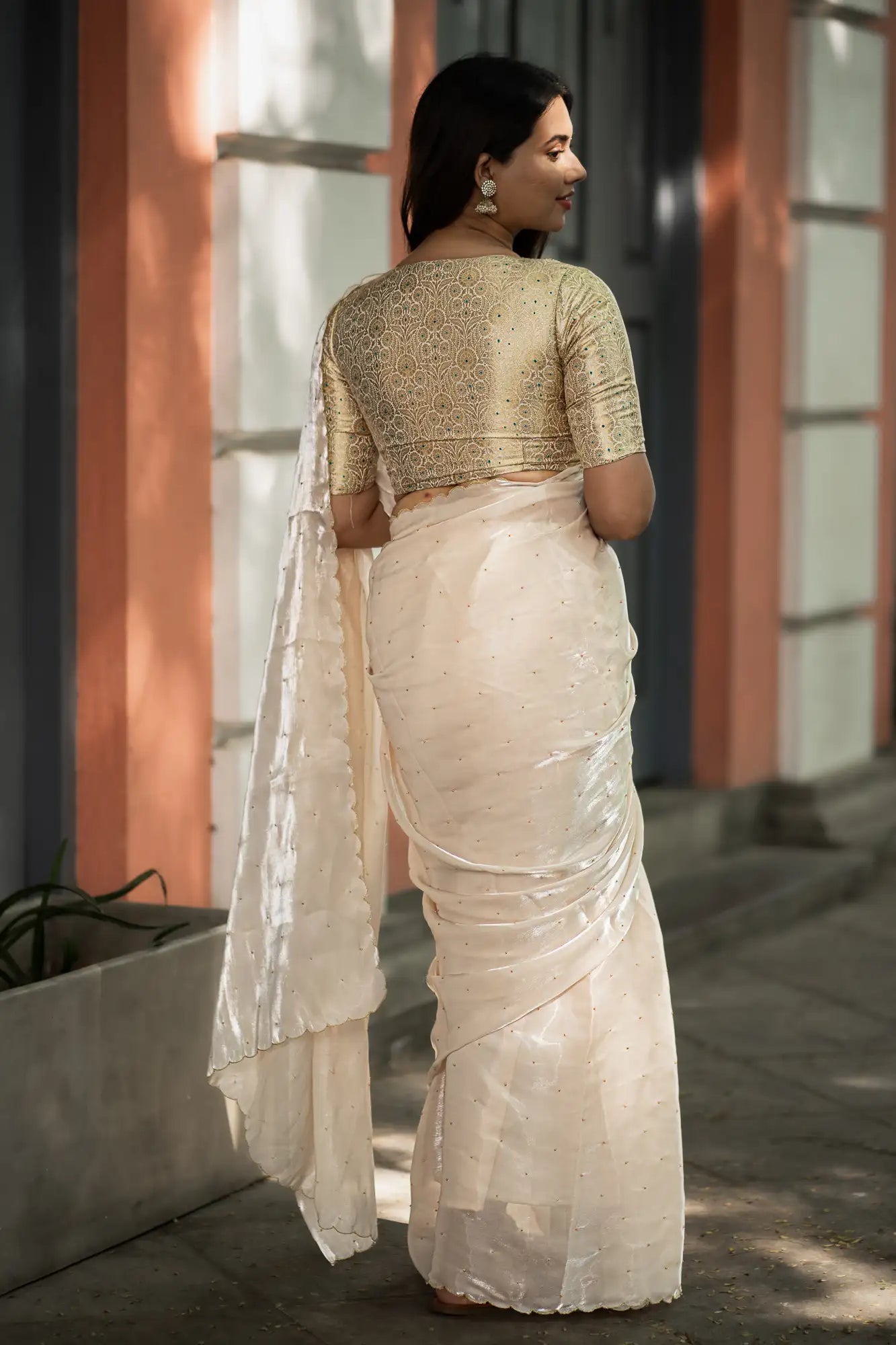 Off-White-Glazy-Organza-Saree-I-Love-Sarees
