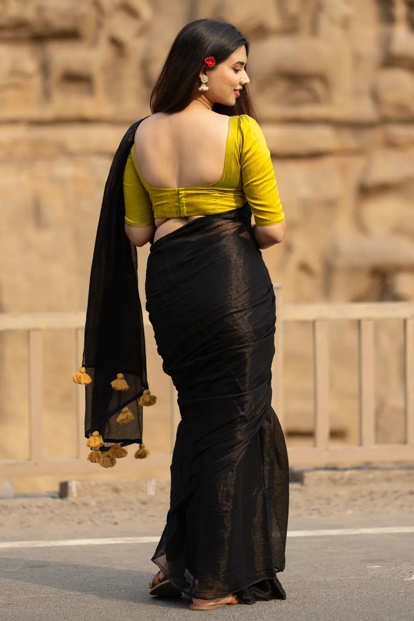 Yahvi Tissue Cotton Saree