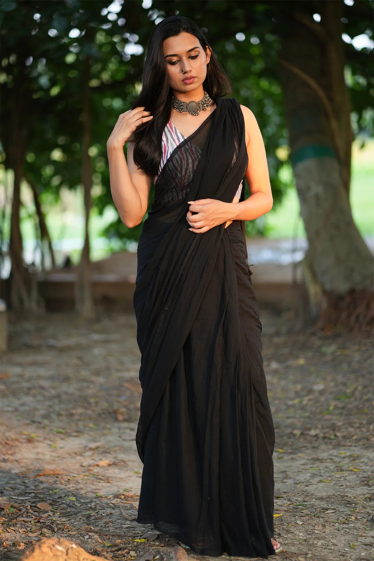 Black Plain Saree - Handloom Cotton Saree with Black Tassels- I Love Sarees