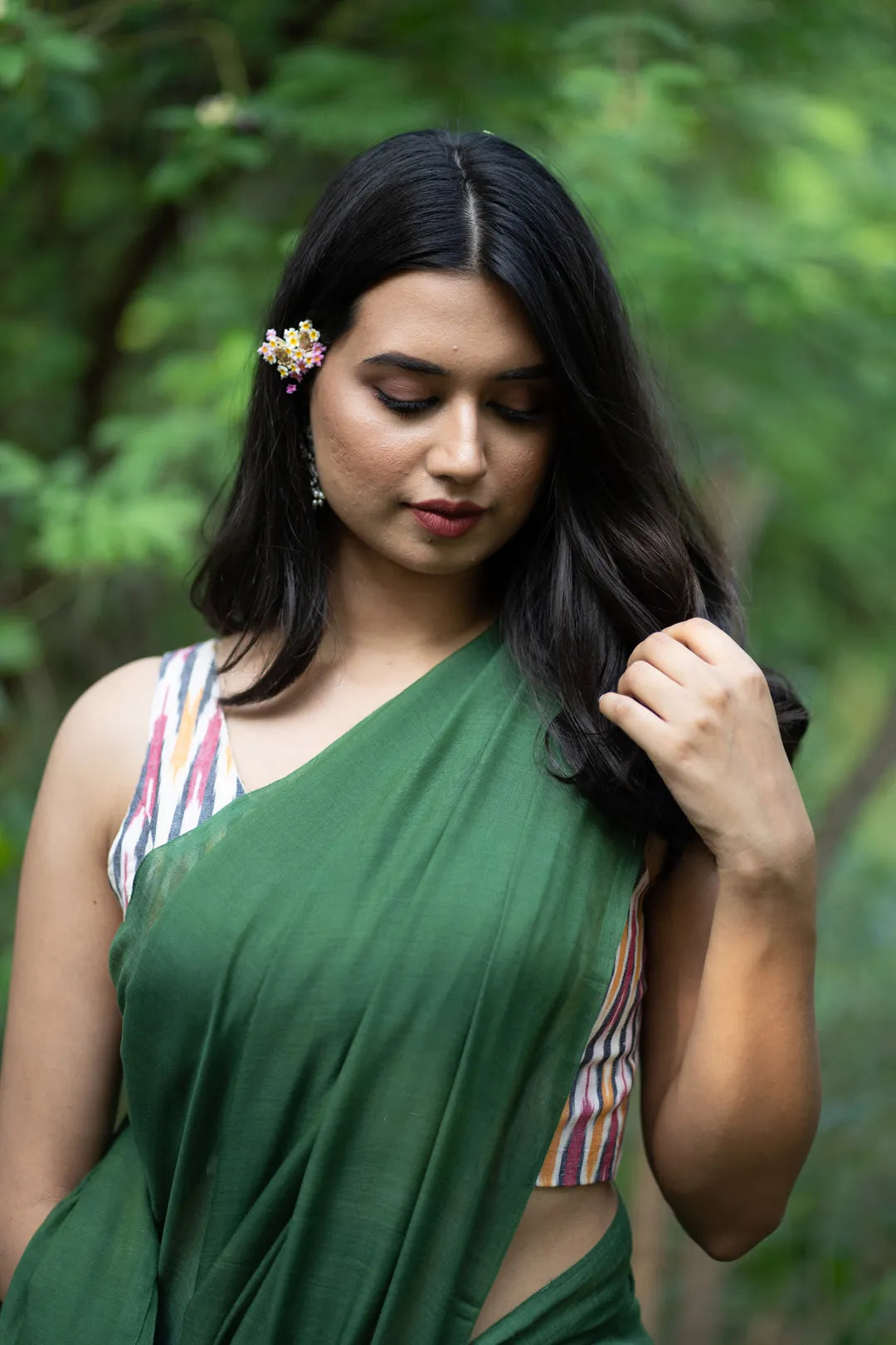 Plain Dark Green Handloom cotton Saree with Green Tassels - I Love Sarees