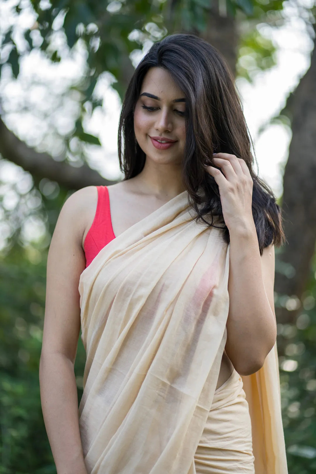 Plain Ivory handloom Cotton Saree with Tassels - I Love Sarees