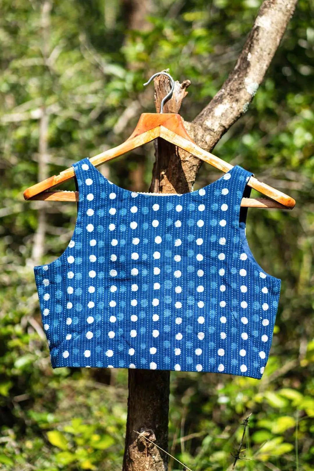 Polkha dot blue indigo dabu printed Sleeveless blouse - I Love Sarees