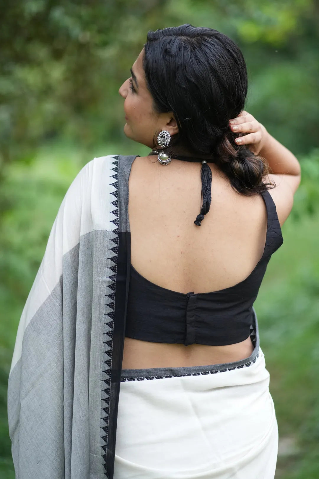 White Saree with Black Border - HandIoom Cotton Saree with white tassels - I Love Sarees