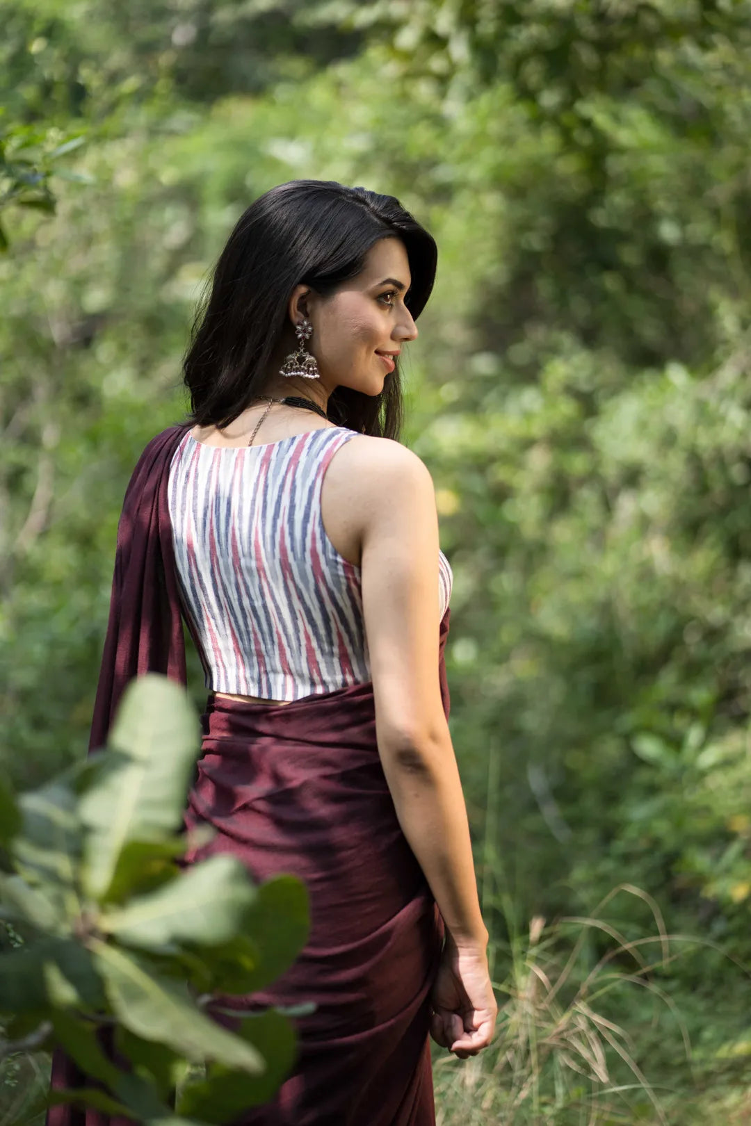 White zebra pattern Ikkat V-neck Cotton Sleeveless blouse - I Love Sarees