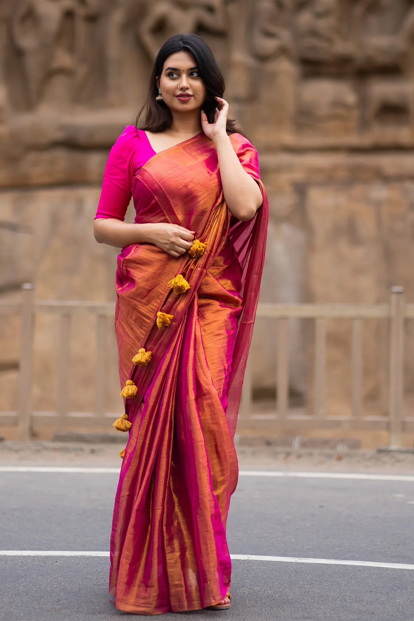 Aashvi-Golden-Pink-Cotton-Tissue-Saree