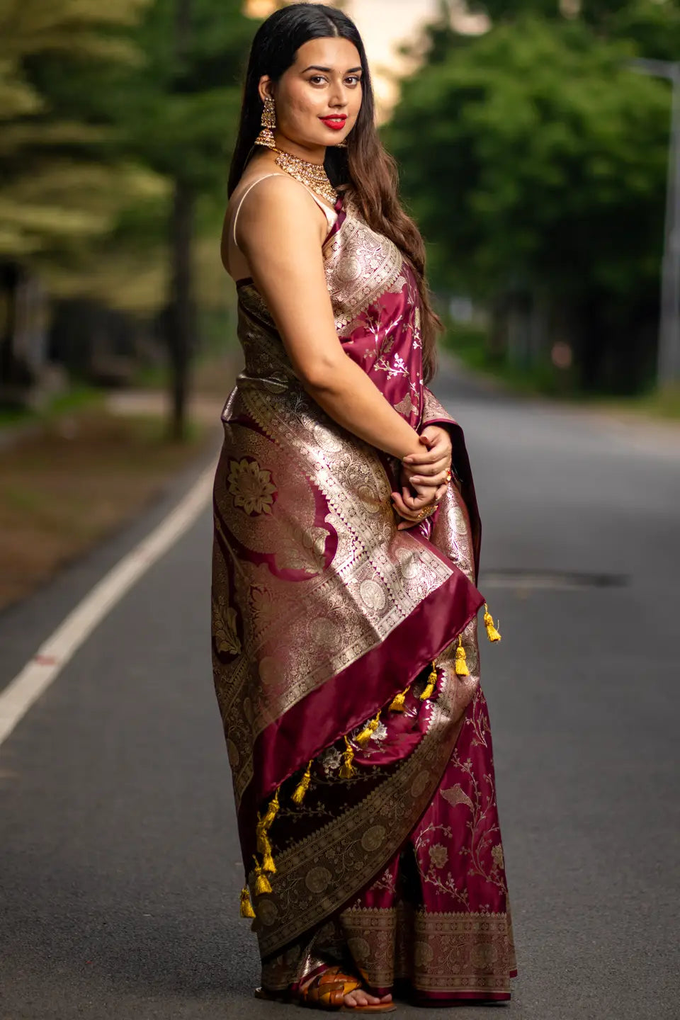 Nisa Banarasi Silk Saree with Golden Zari