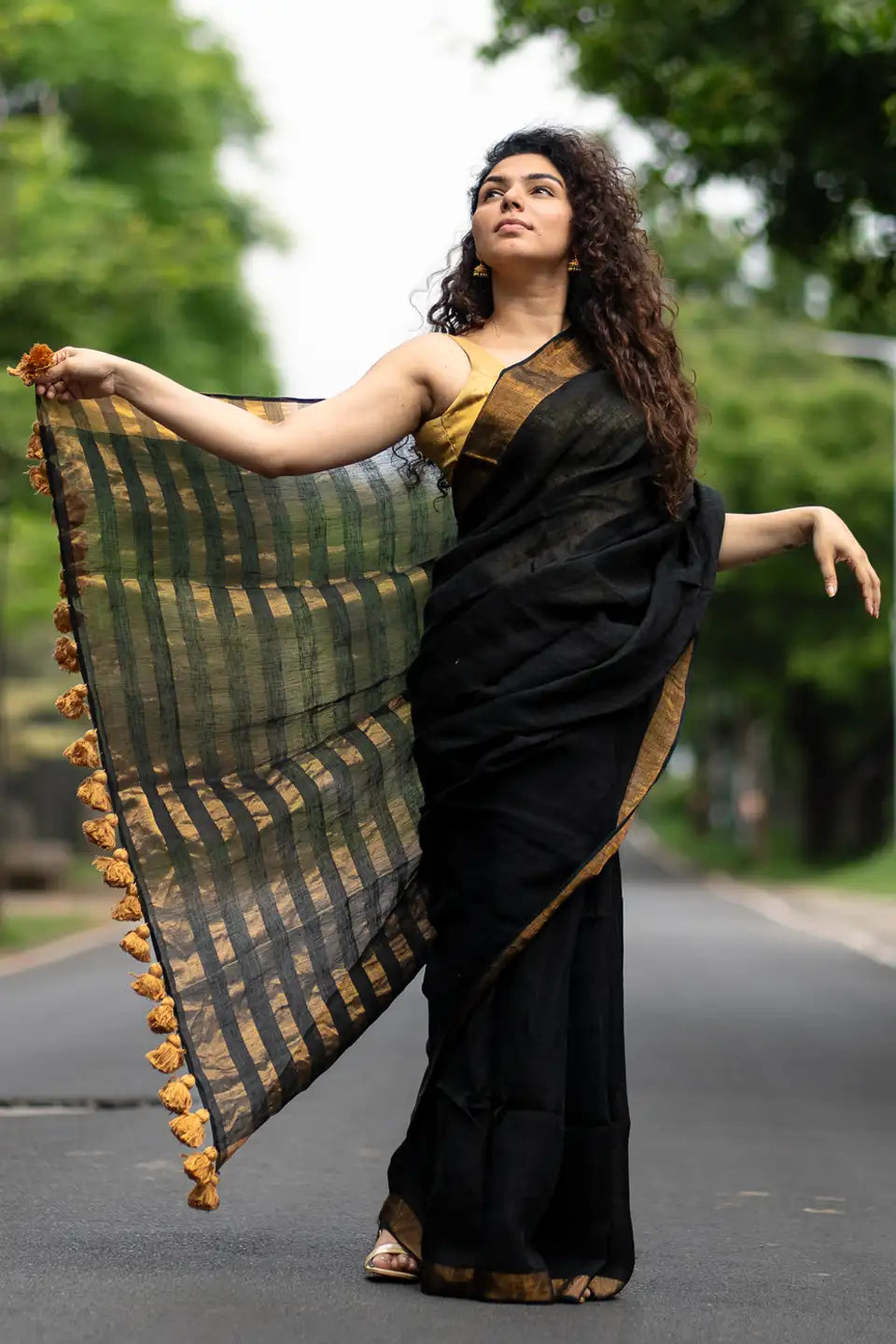 Ciara Linen Saree