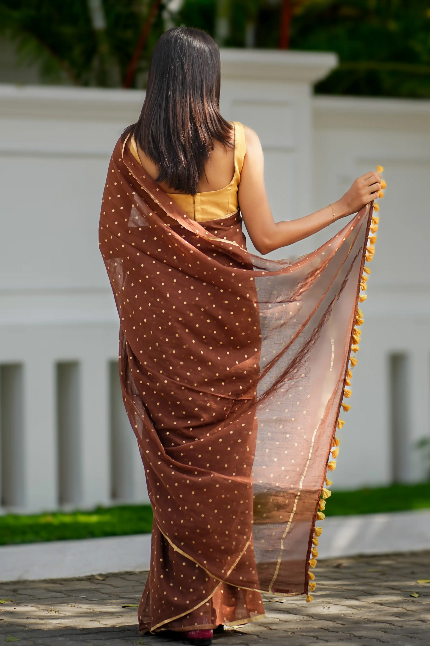 Cocoa Bindu Gold Polka Dot Cotton Saree