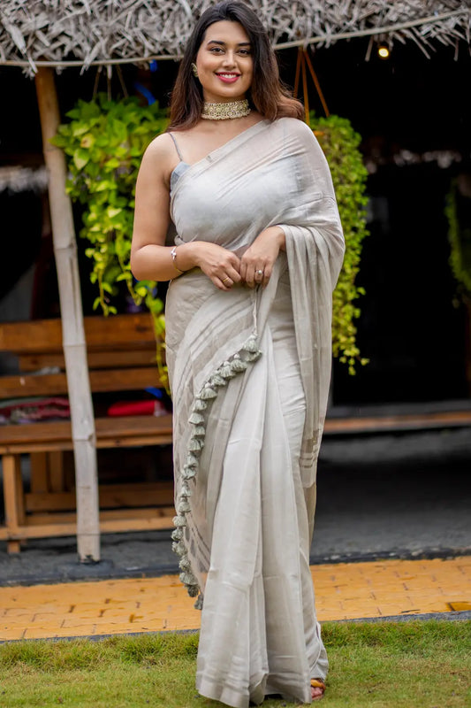 Cream-Tissue-Saree-With-Silver-Zari-I-Love-Sarees