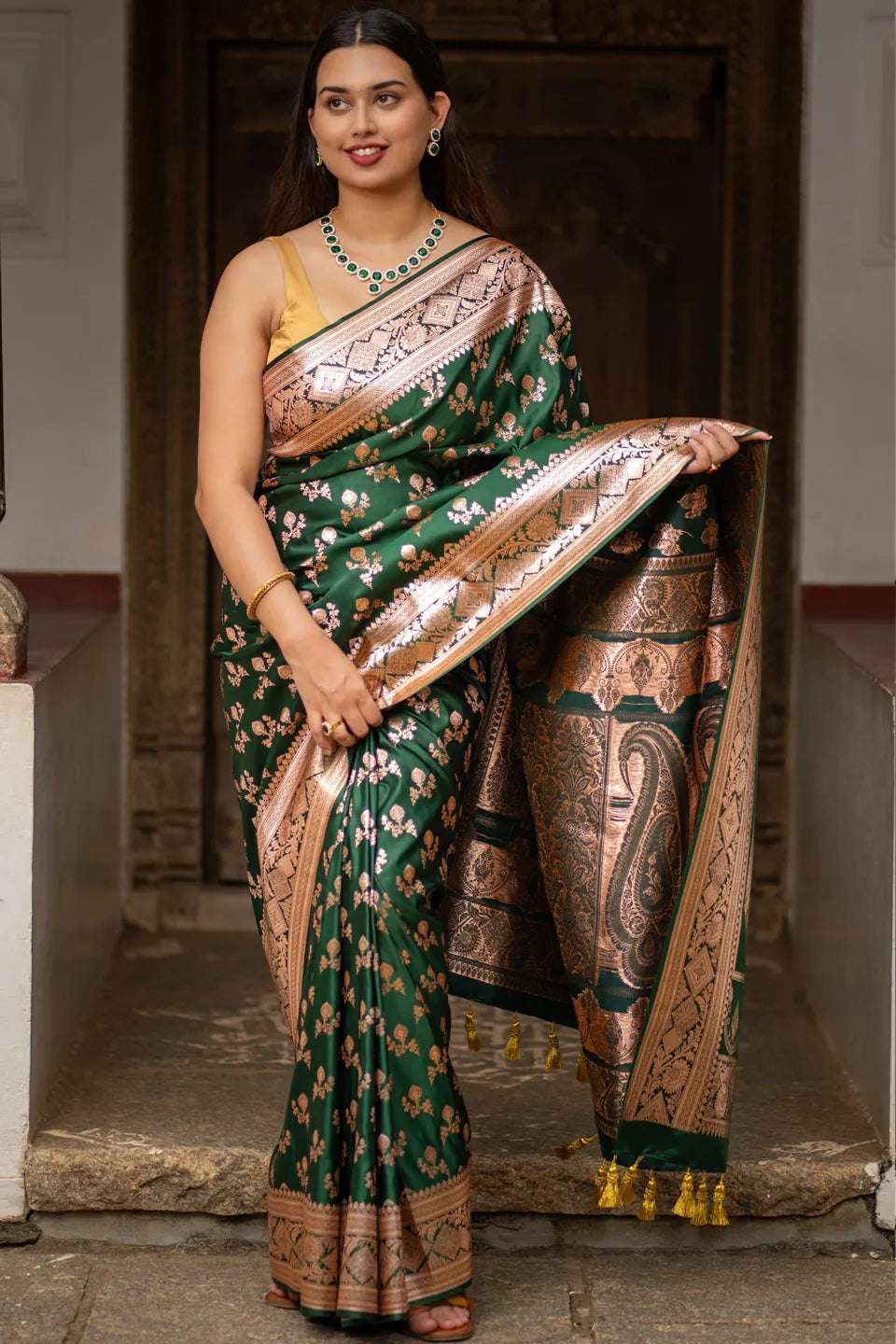 Ruci Banarasi Silk Saree with Golden Zari