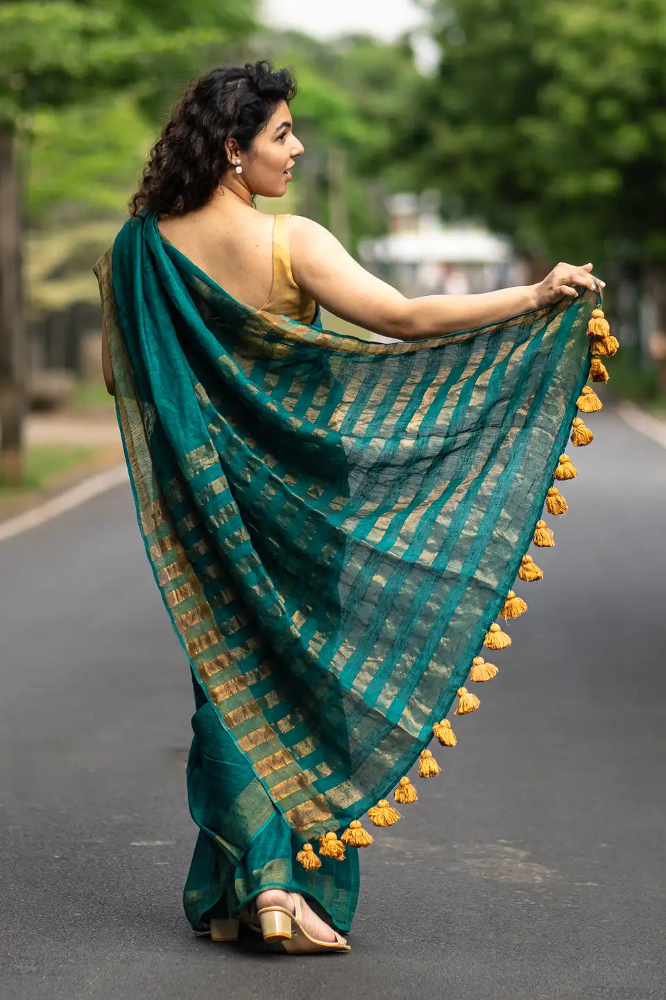 Elsa Linen Saree