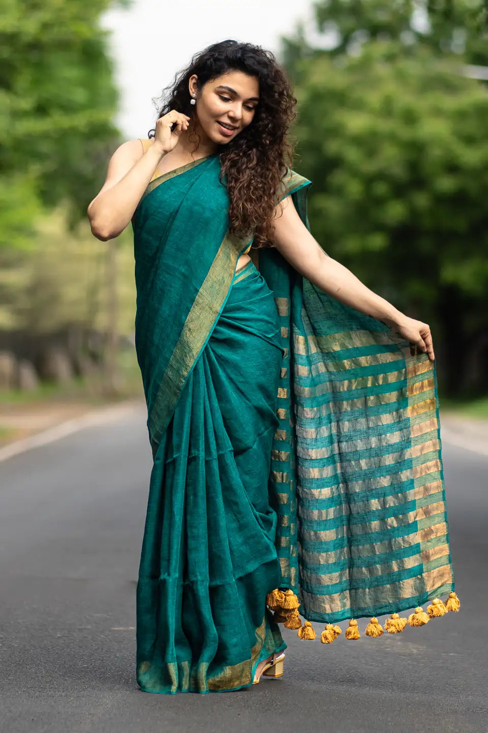 Elsa Linen Saree