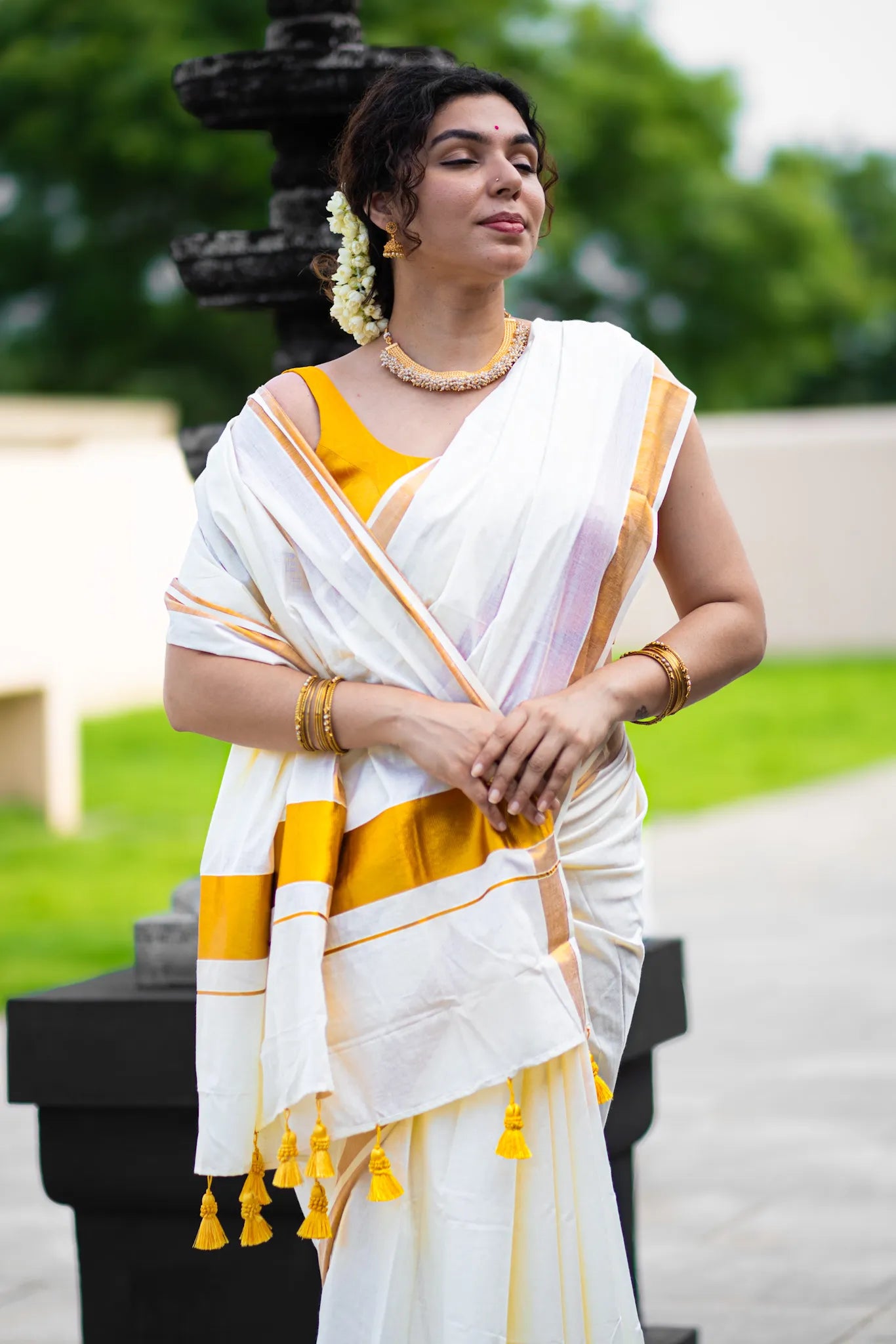 Dhathuvairi Kerala Kasavu Saree