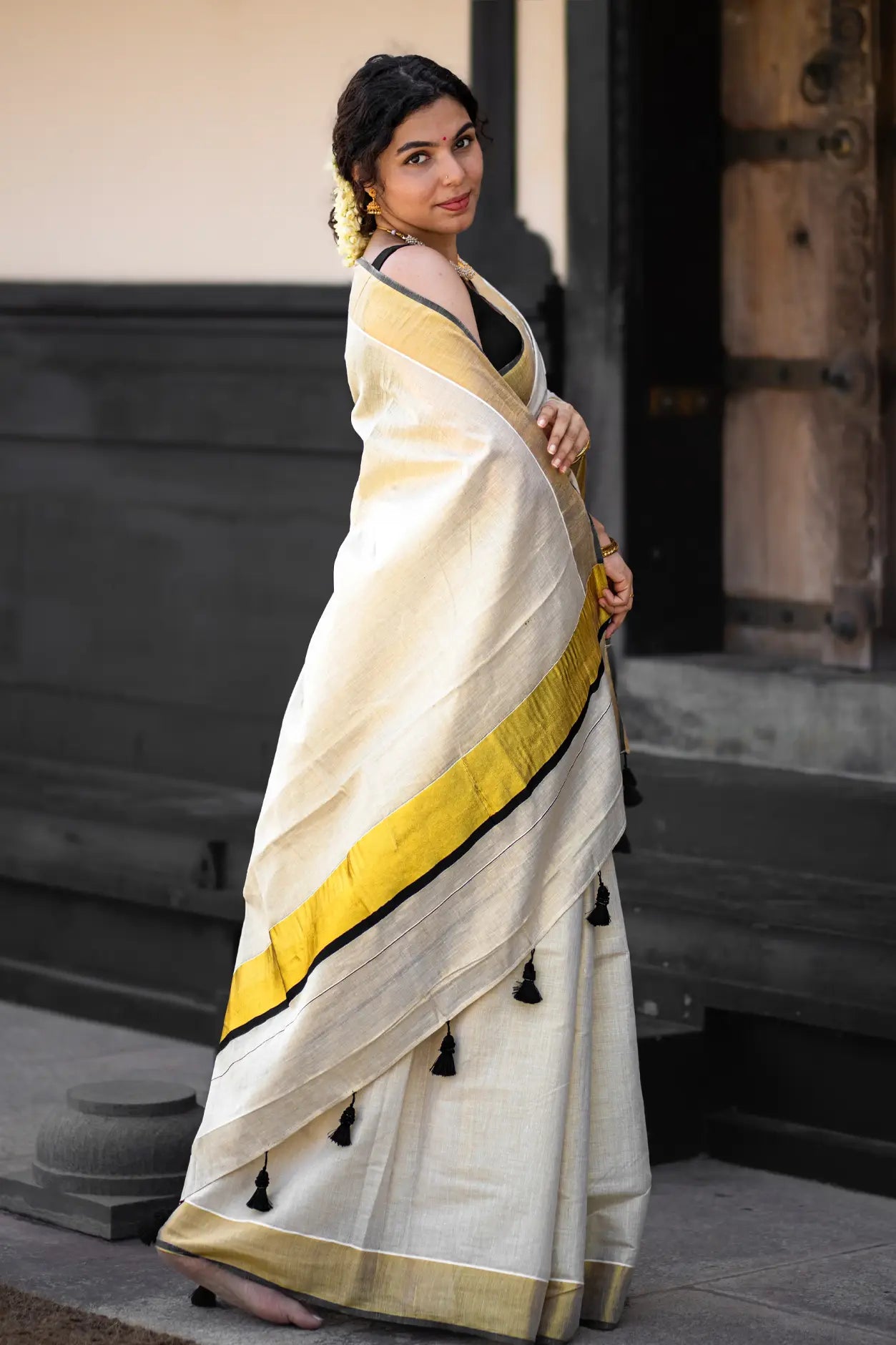 Dhwani Kerala Kasavu Saree