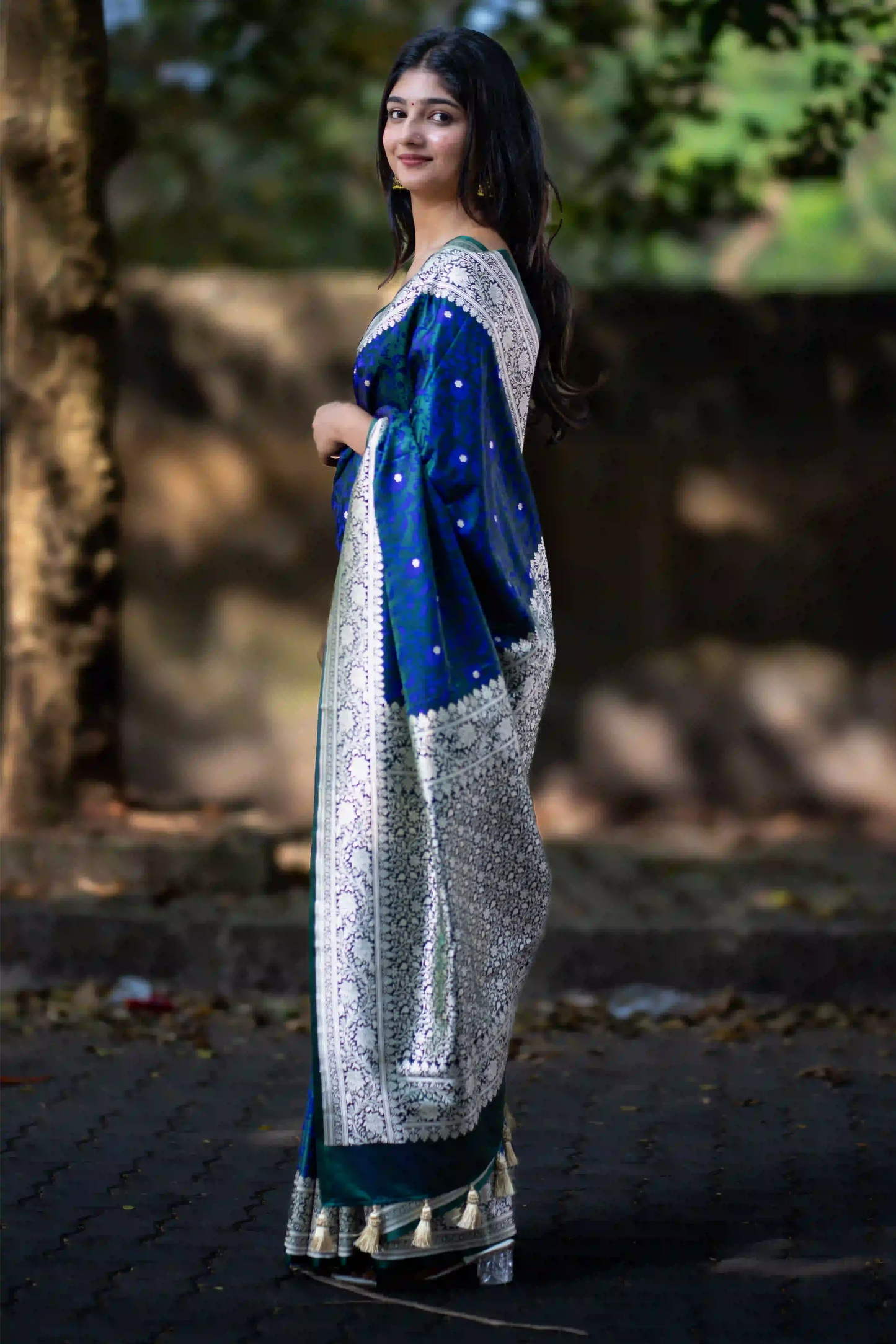 Elaris Emerald Blue Banarasi Silk Saree