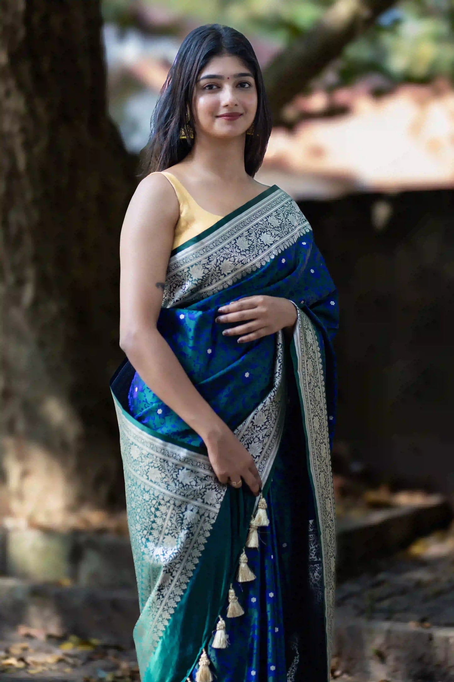 Elaris Emerald Blue Banarasi Silk Saree