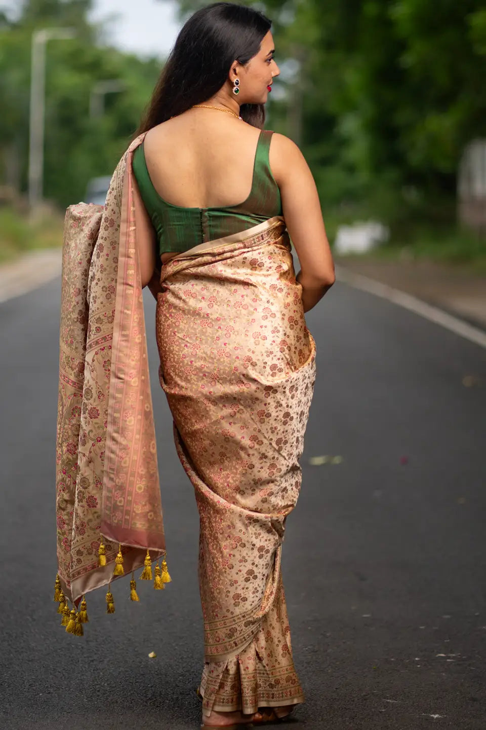 Floral-Pine-Brown-Jamawar-Katan-Banarasi-Silk-Saree-I-Love-Sarees