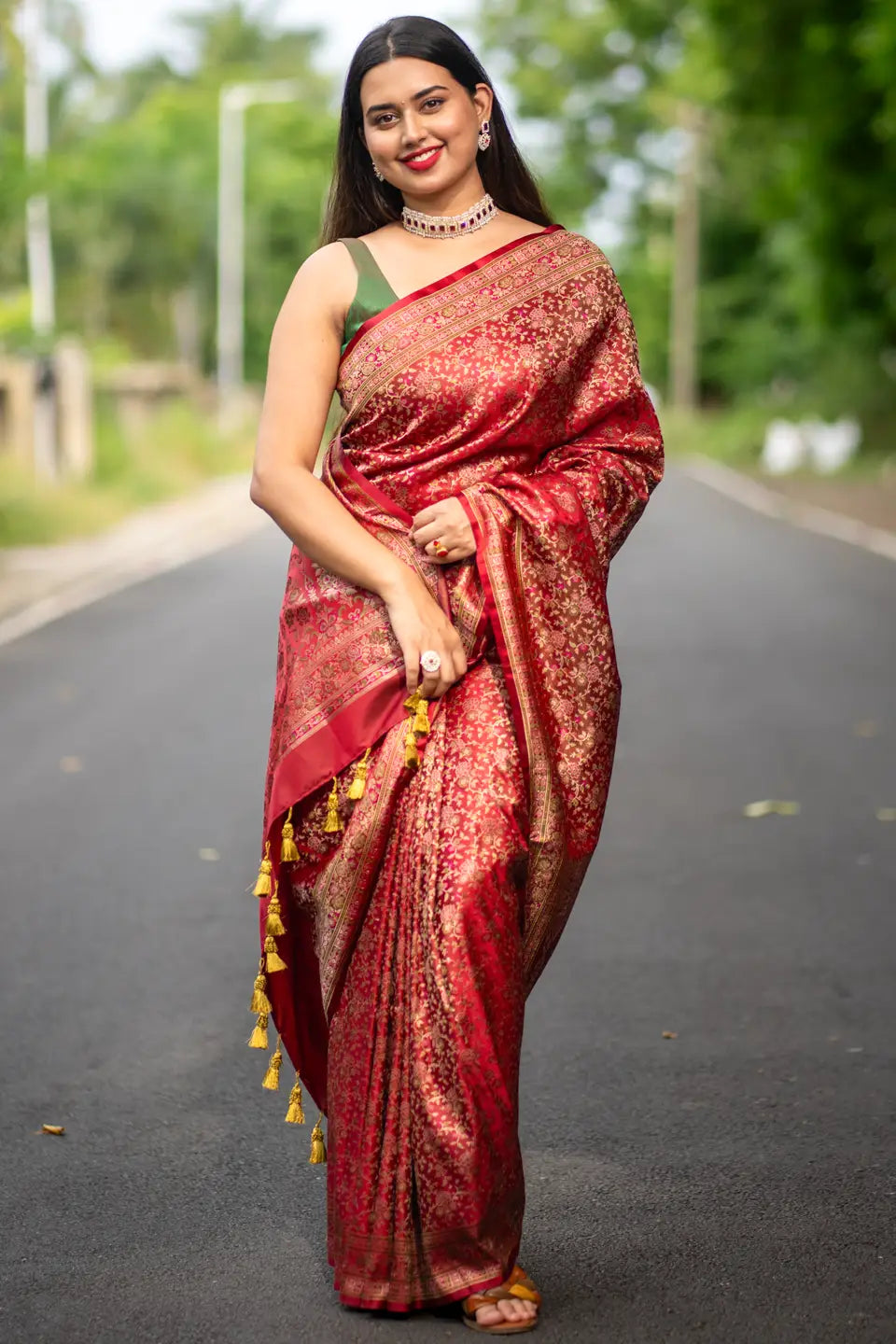 Floral-Ox-Blood-Red-Jamawar-Katan-Banarasi-Silk-Saree-I-Love-Sarees
