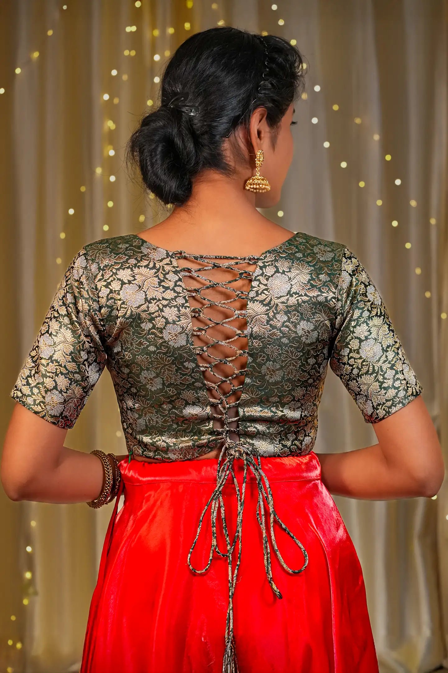 Soft Ley Tie Up Back Knot Blouse
