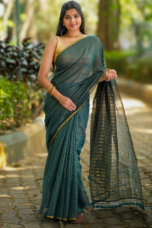 Dreamy Chords Cotton Checks Saree
