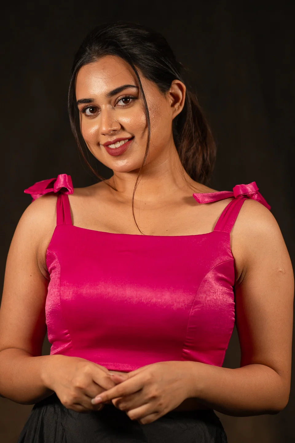 Pink-Sleeveless-Knot-Crop-Blouse-For-Saree