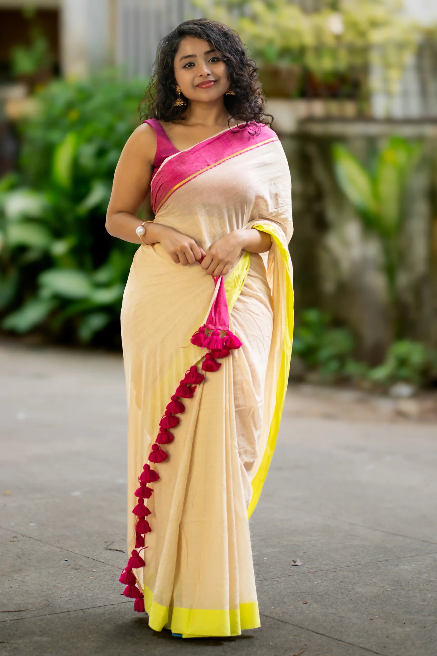 Ivory Radiance Cotton Saree with Borders