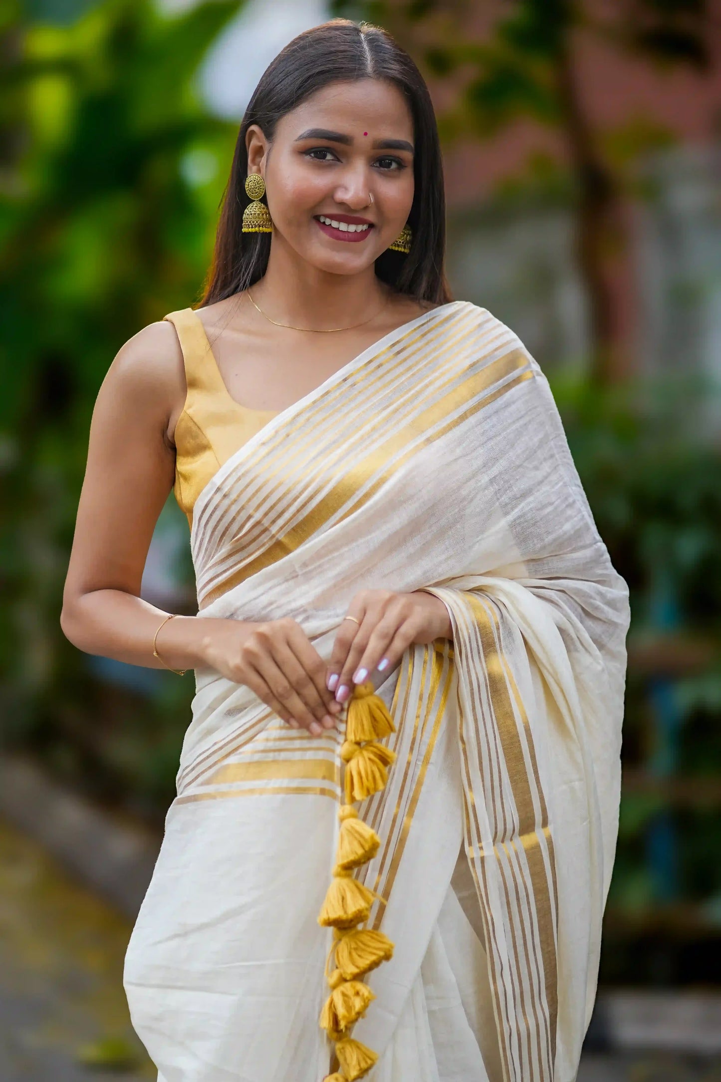 Gilded Calm Cotton Zari Saree