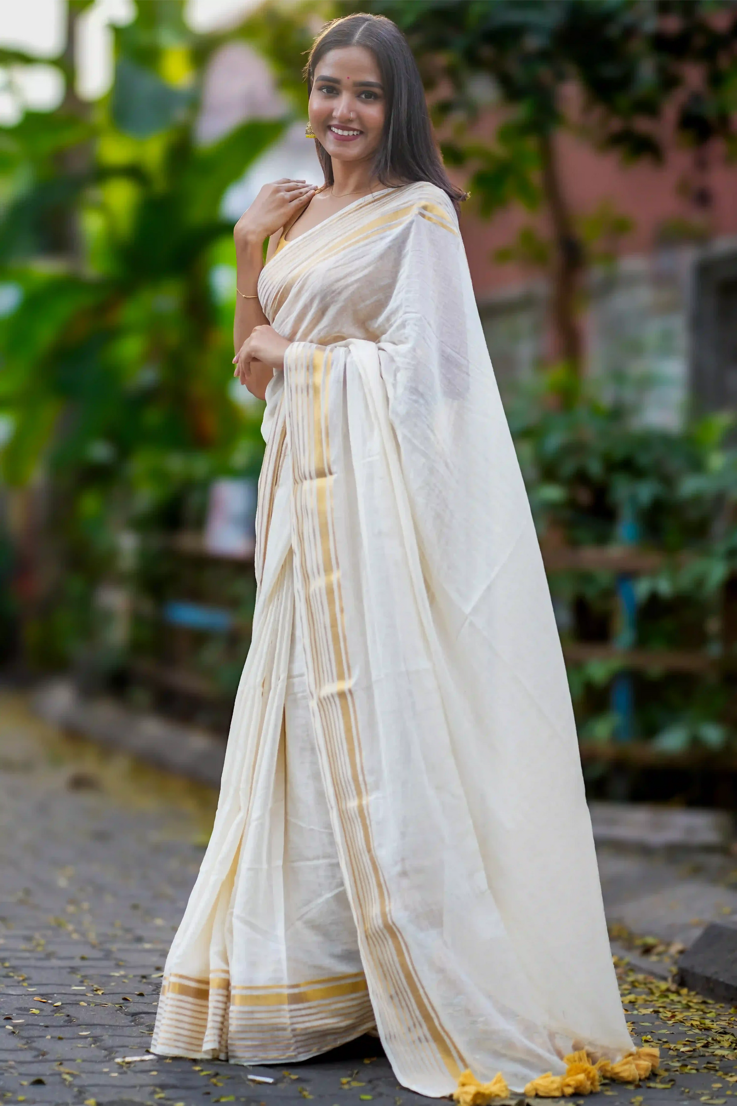 Gilded Calm Cotton Zari Saree