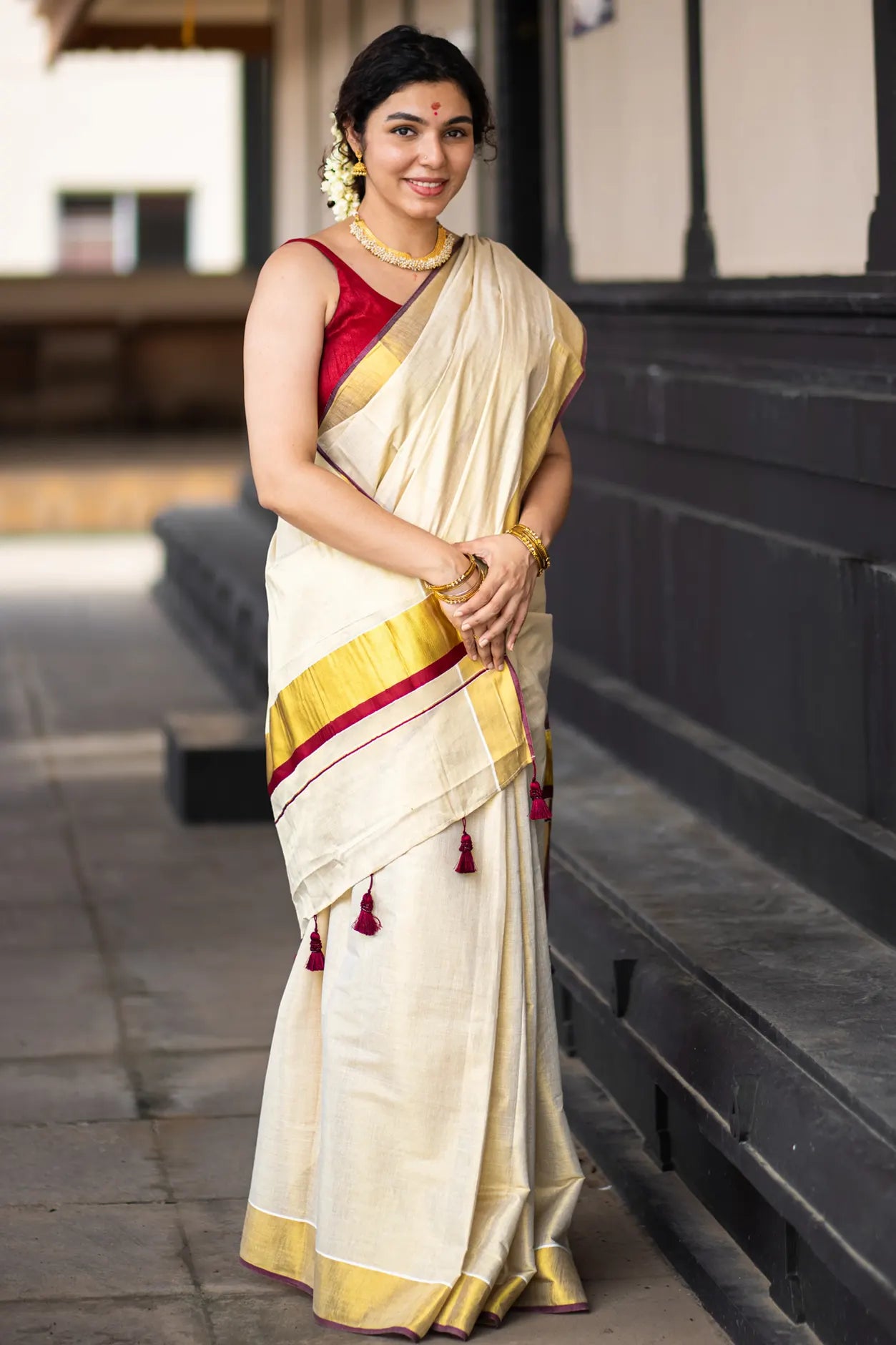 Jaladhi Kerala Kasavu Saree