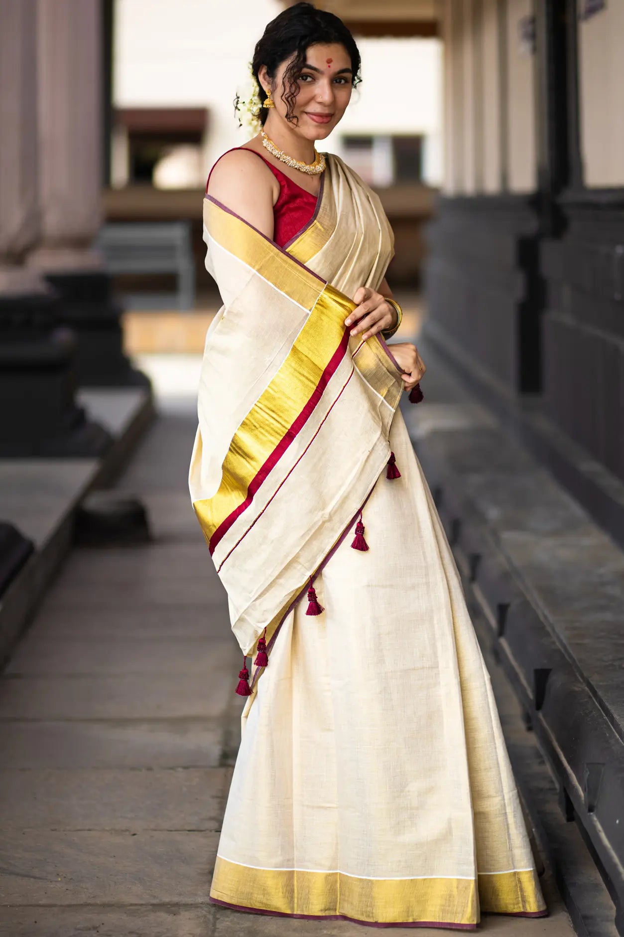 Jaladhi Kerala Kasavu Saree