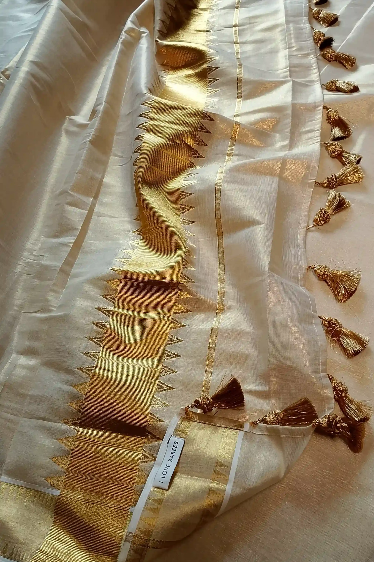 Vipanji Kerala Kasavu Saree